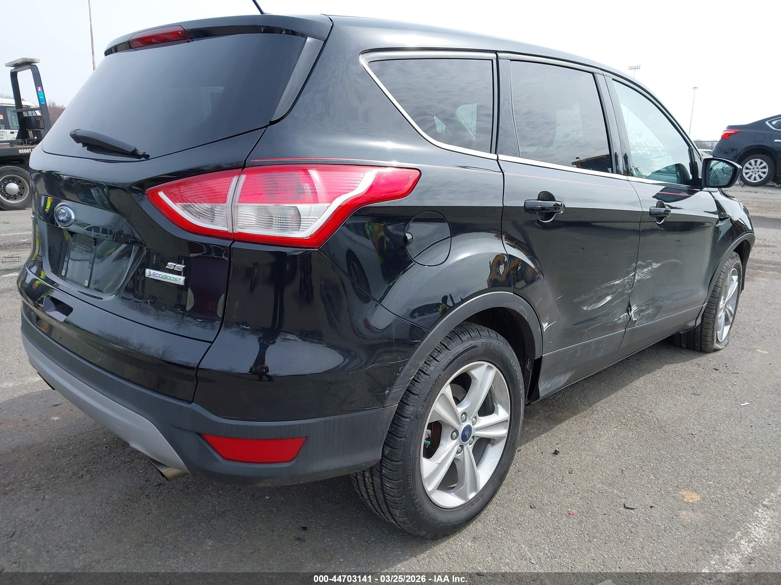 FORD ESCAPE image 4