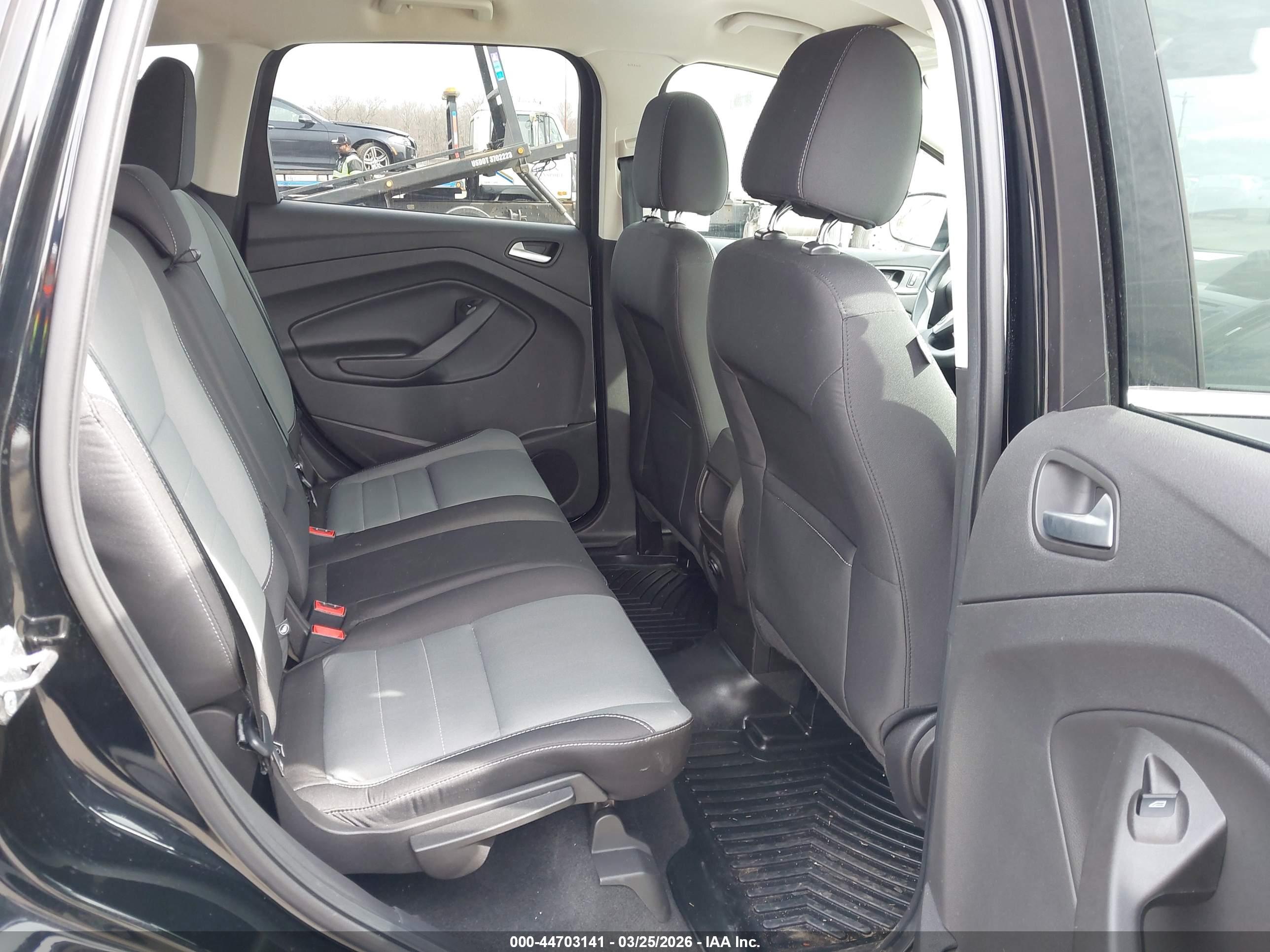 FORD ESCAPE image 8