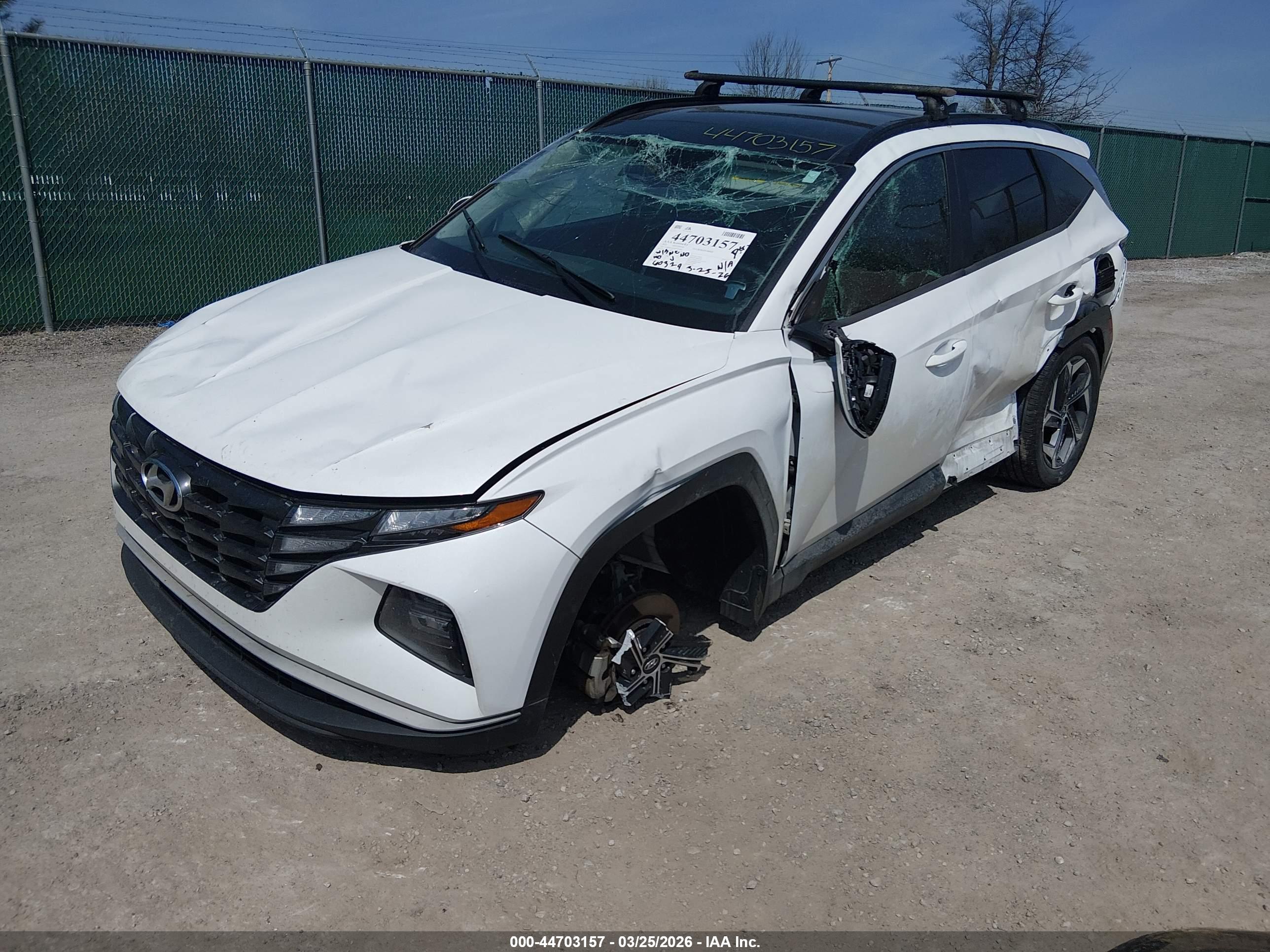 HYUNDAI TUCSON image 2