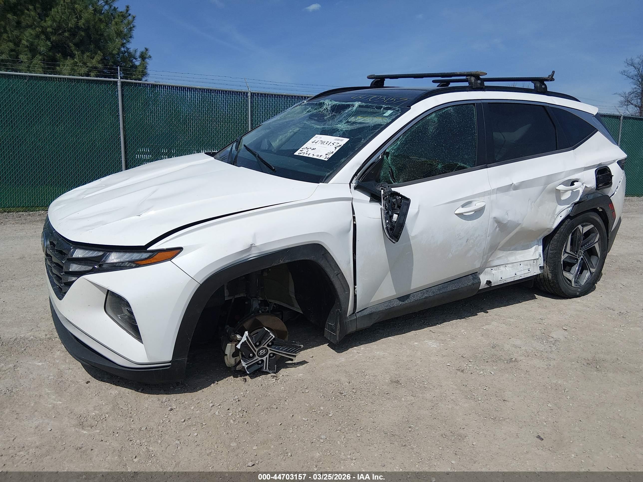 HYUNDAI TUCSON image 6