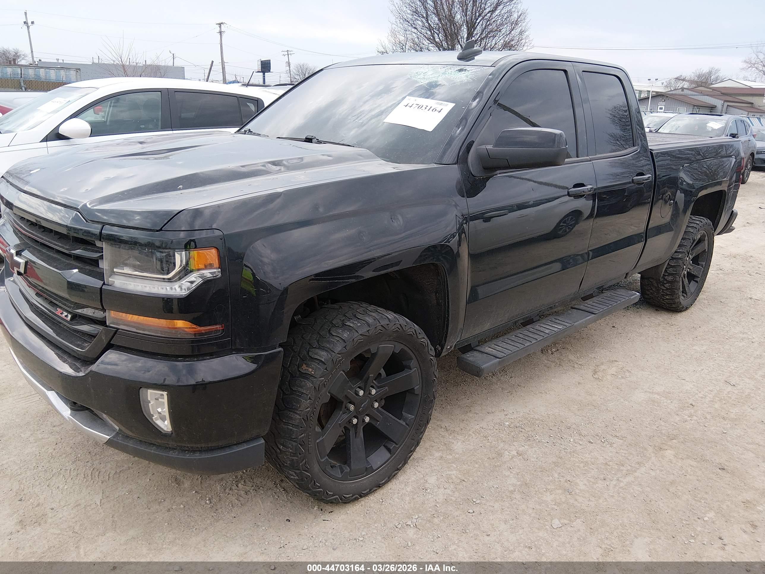 CHEVROLET SILVERADO image 2
