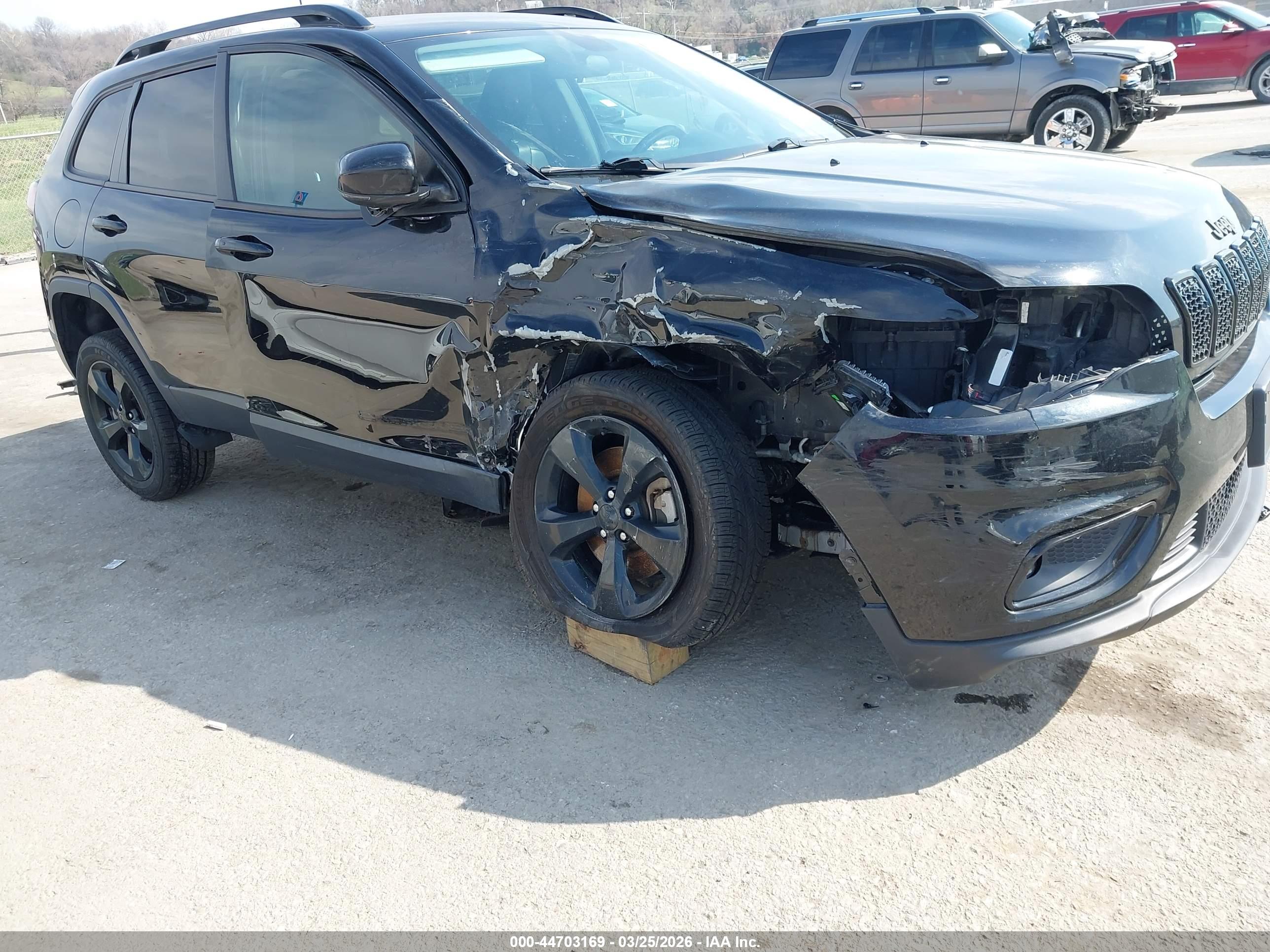 JEEP CHEROKEE image 6