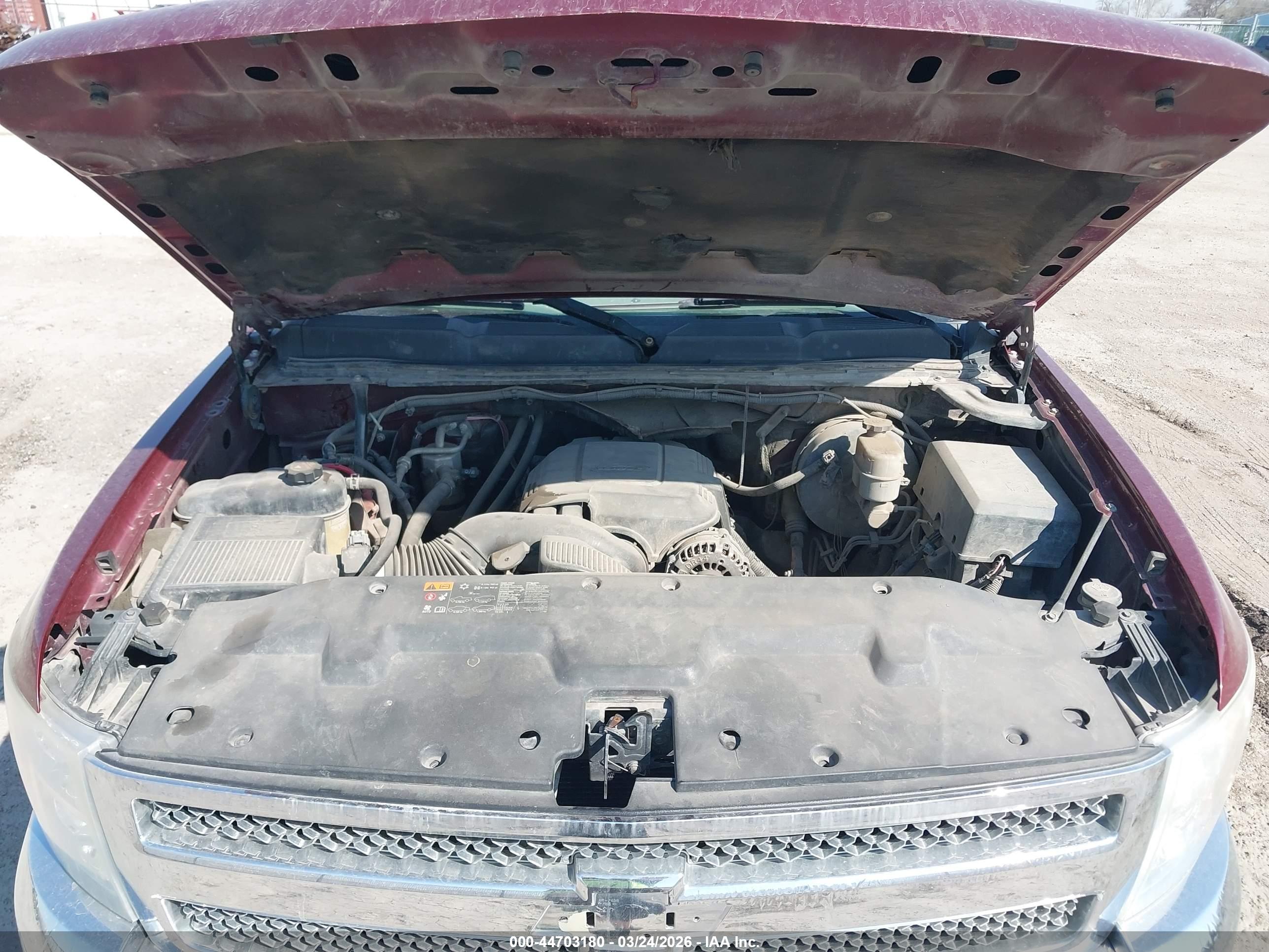 CHEVROLET SILVERADO image 10
