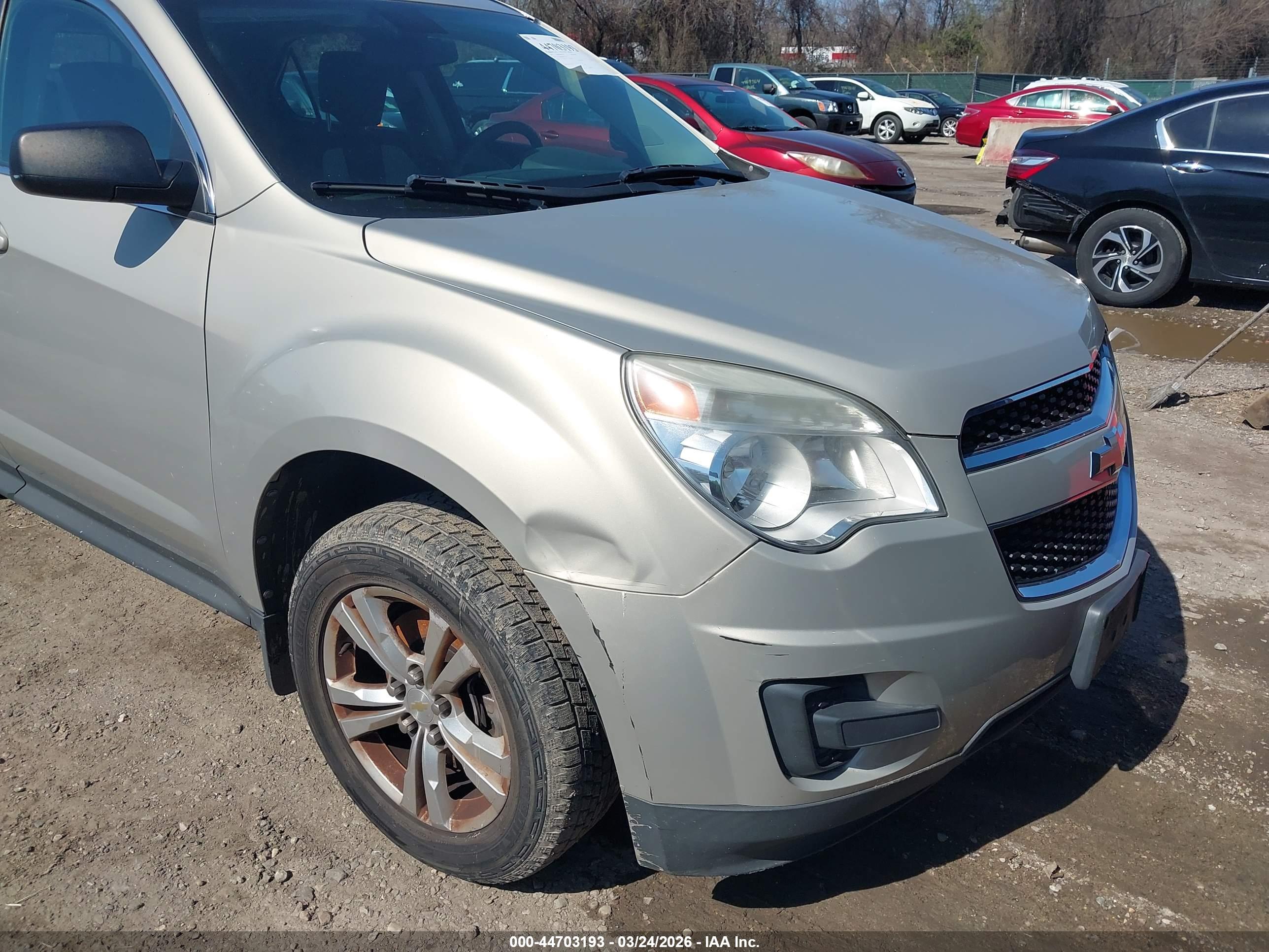CHEVROLET EQUINOX image 6