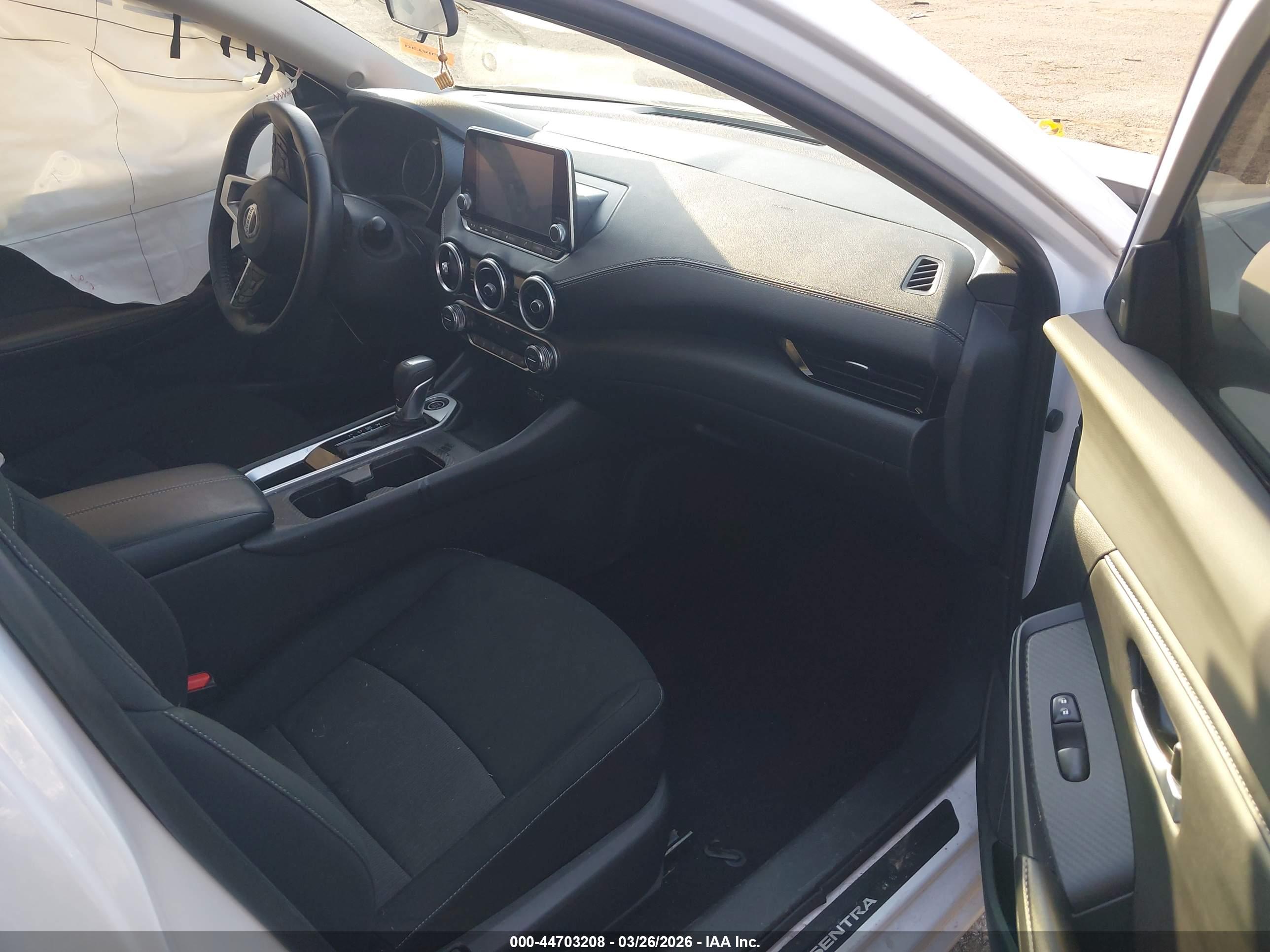 NISSAN SENTRA image 5