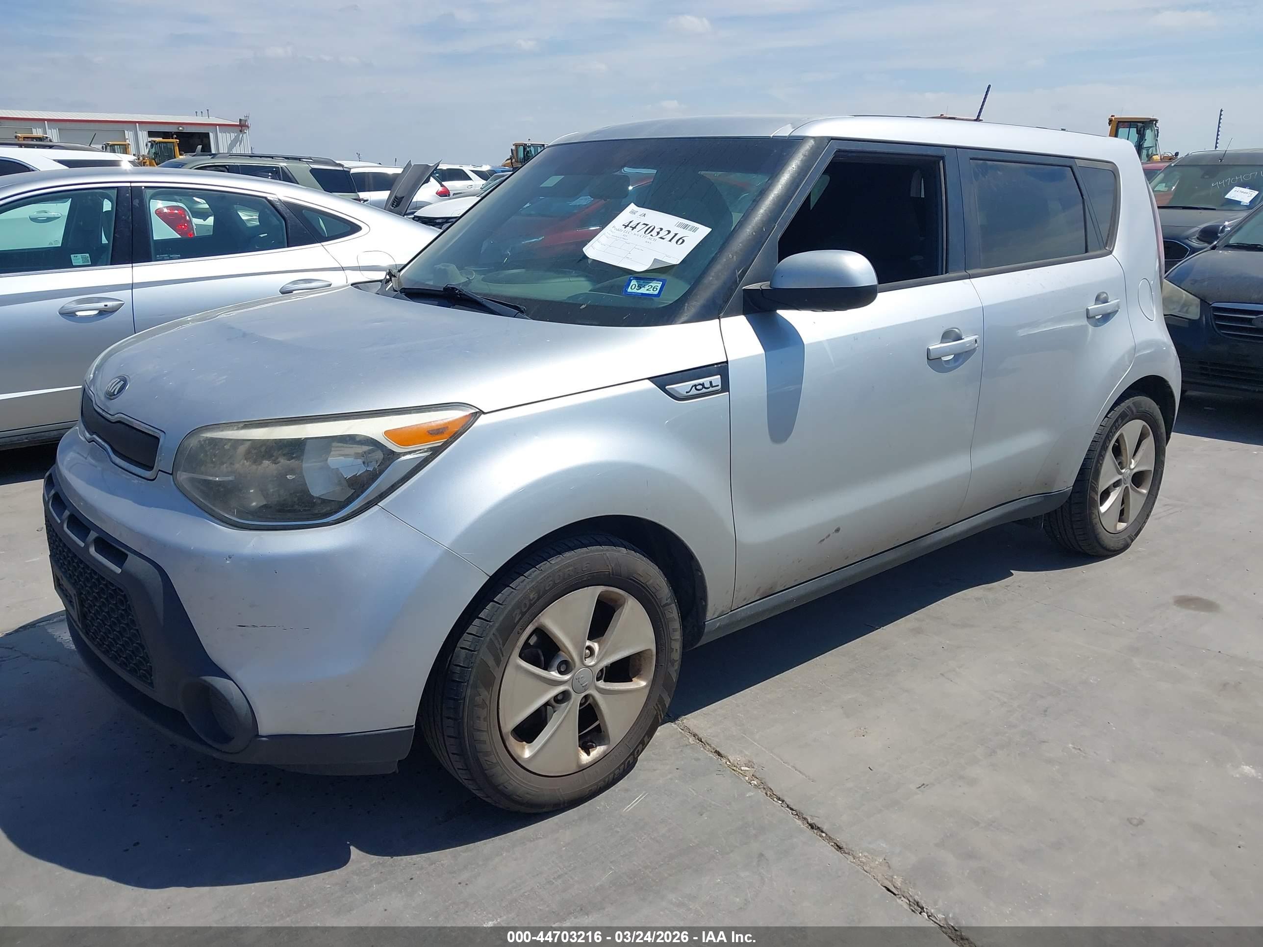 KIA SOUL image 2