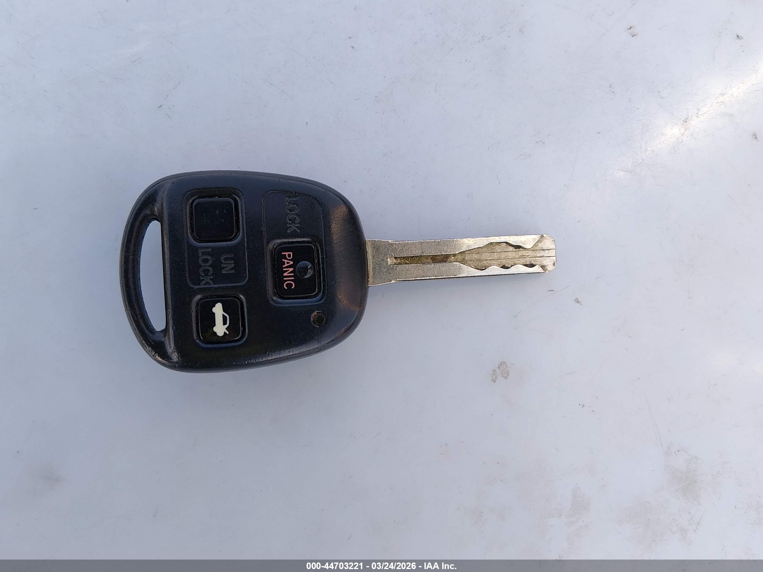 LEXUS ES image 11