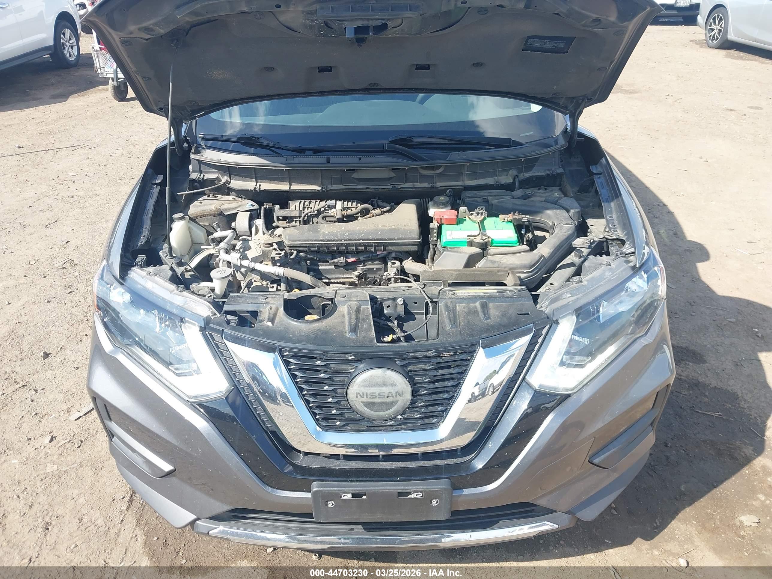 NISSAN ROGUE image 10