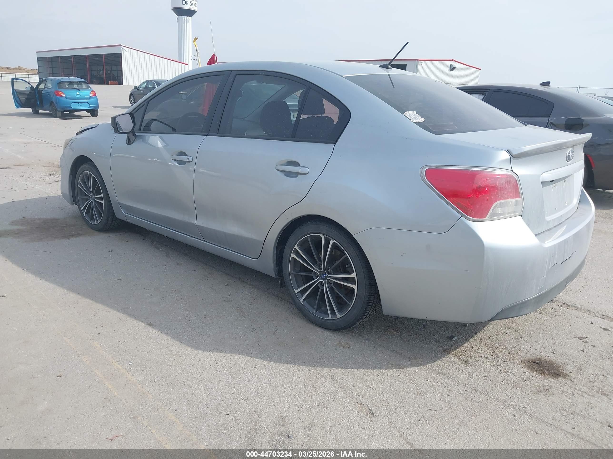 SUBARU IMPREZA image 3