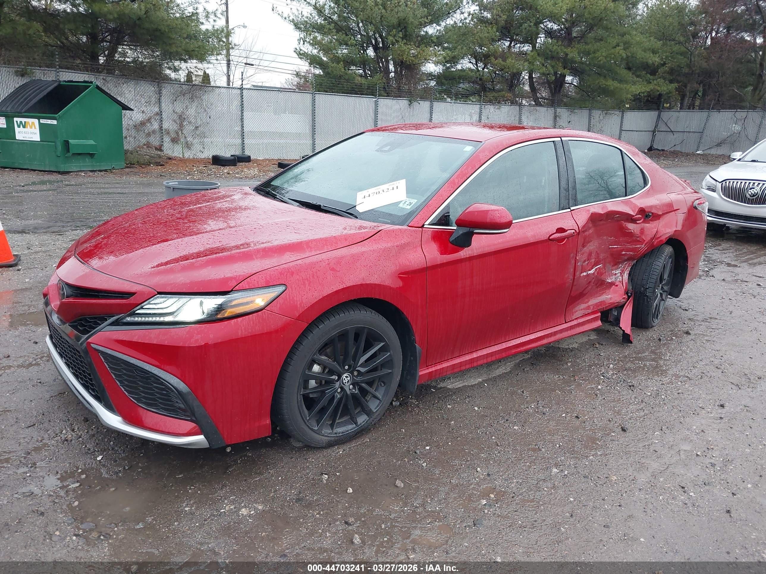 TOYOTA CAMRY image 2