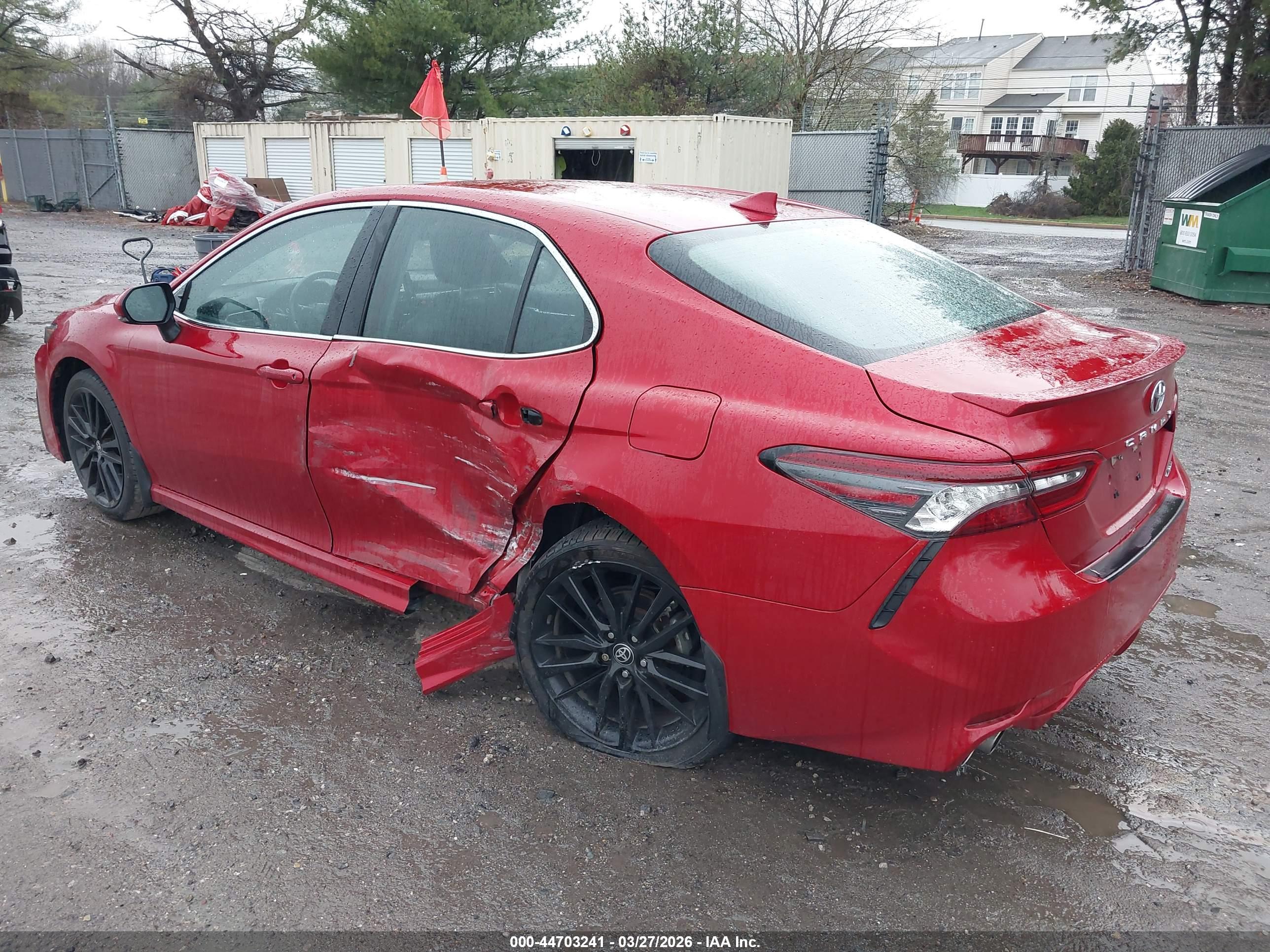 TOYOTA CAMRY image 3