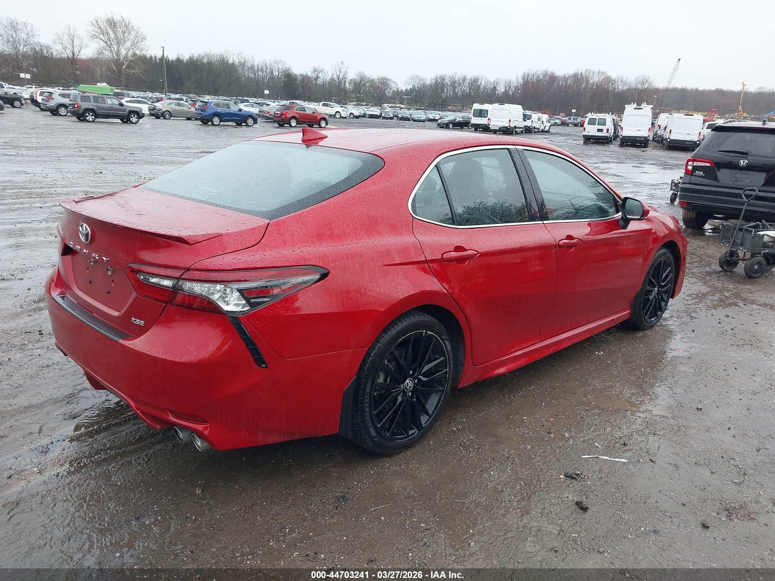 TOYOTA CAMRY image 4