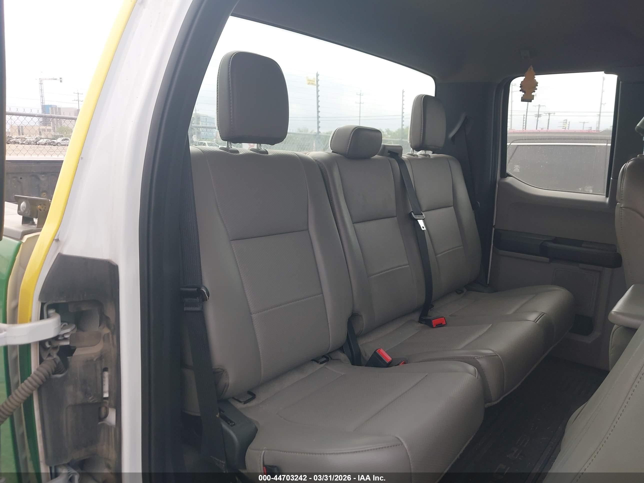 FORD F-350 image 8