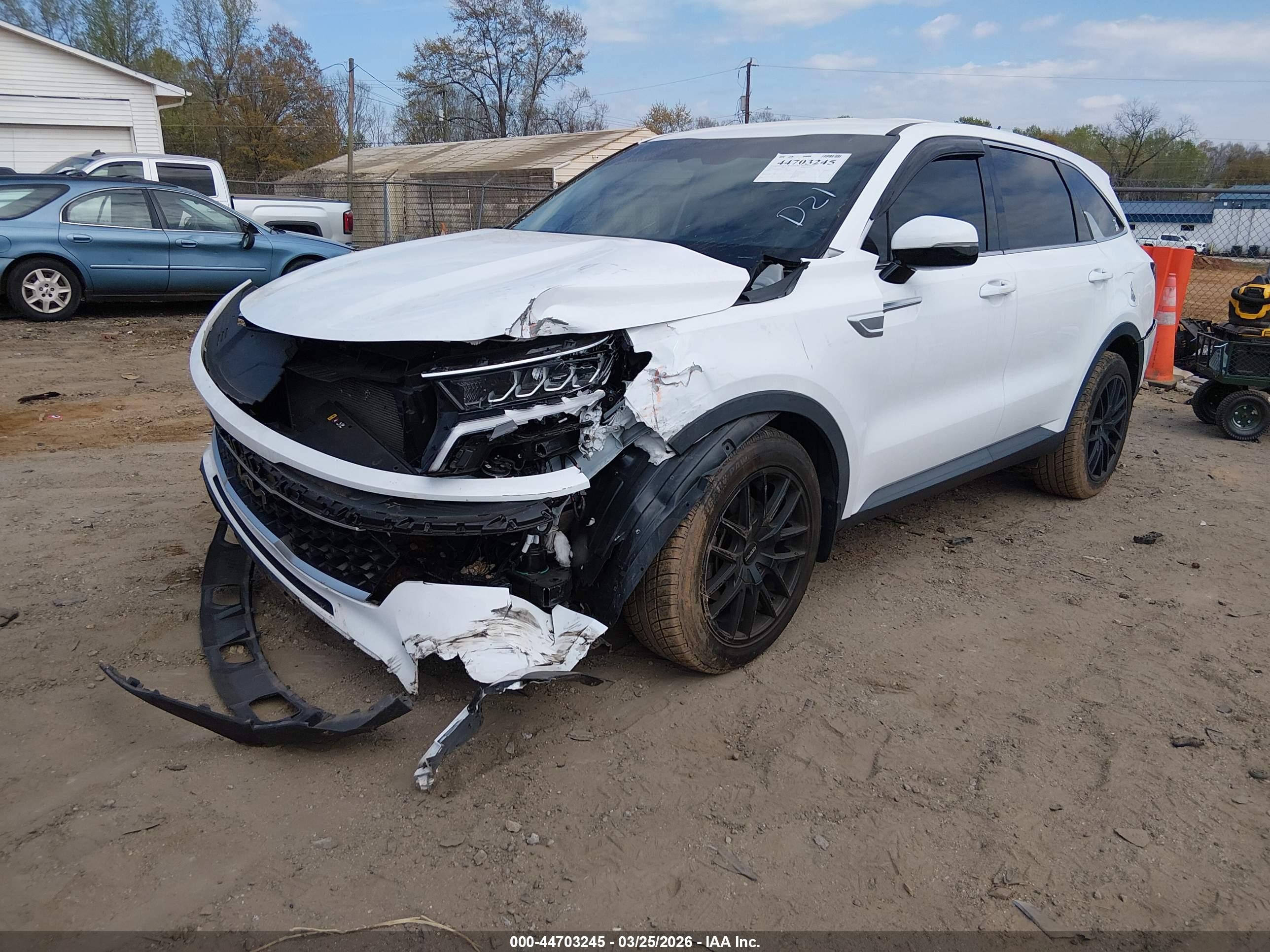 KIA SORENTO image 2