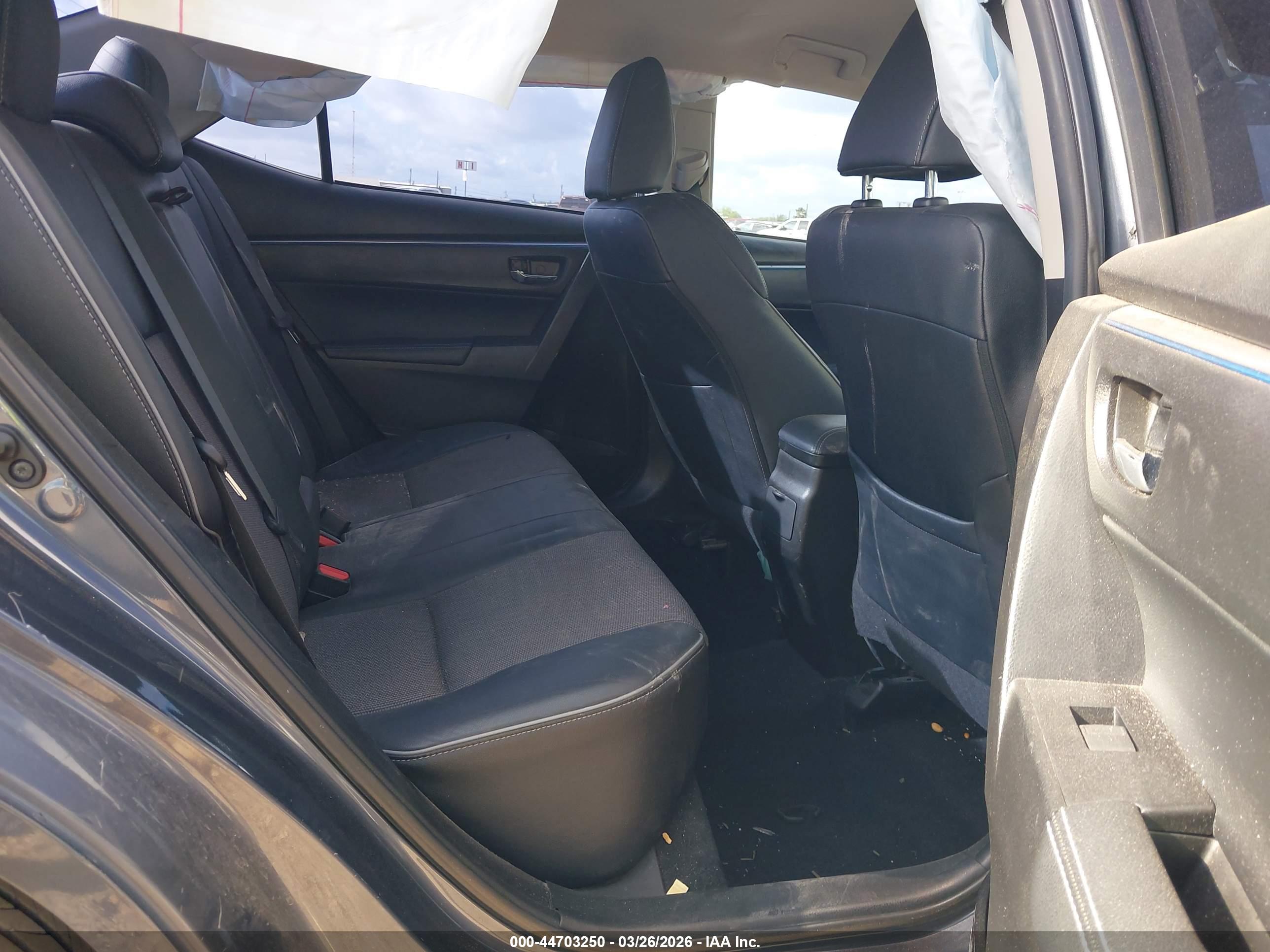 TOYOTA COROLLA image 8