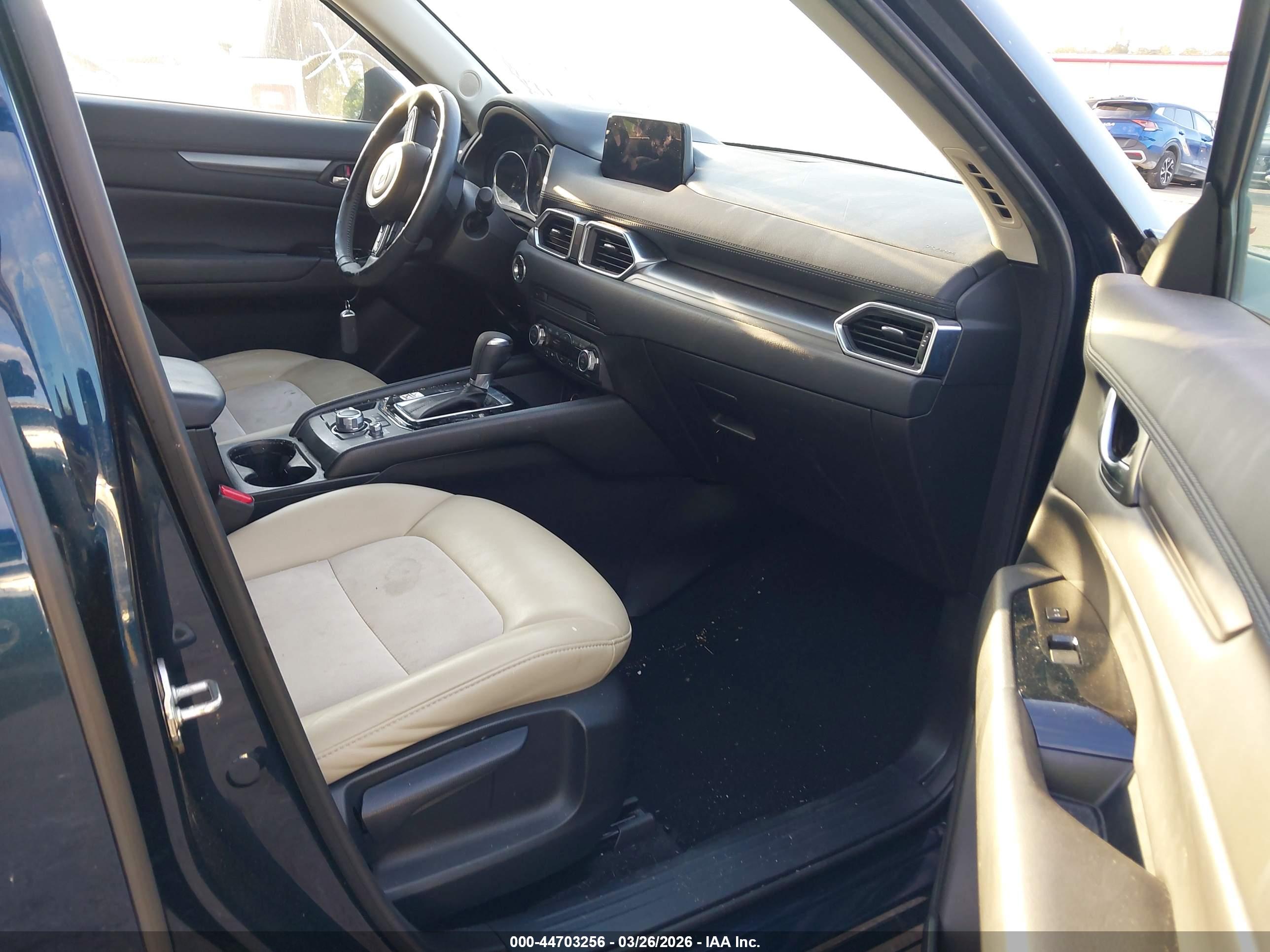 MAZDA CX-5 image 5