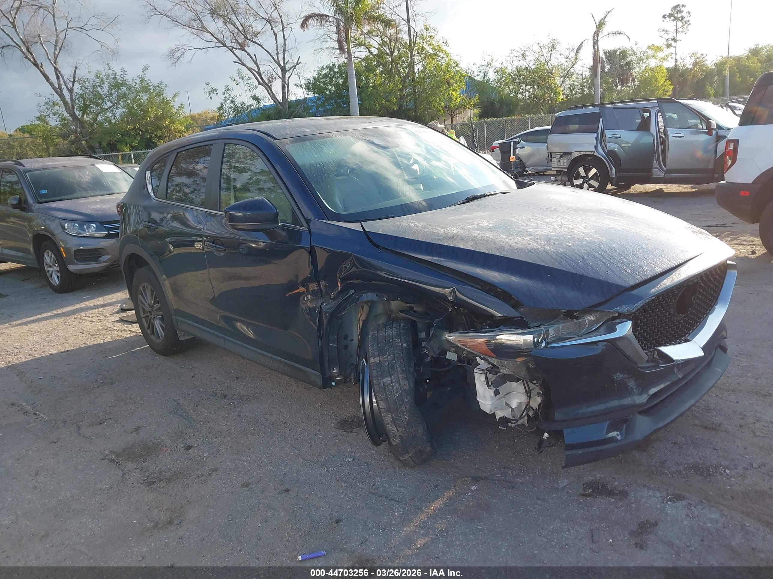 MAZDA CX-5 image 6