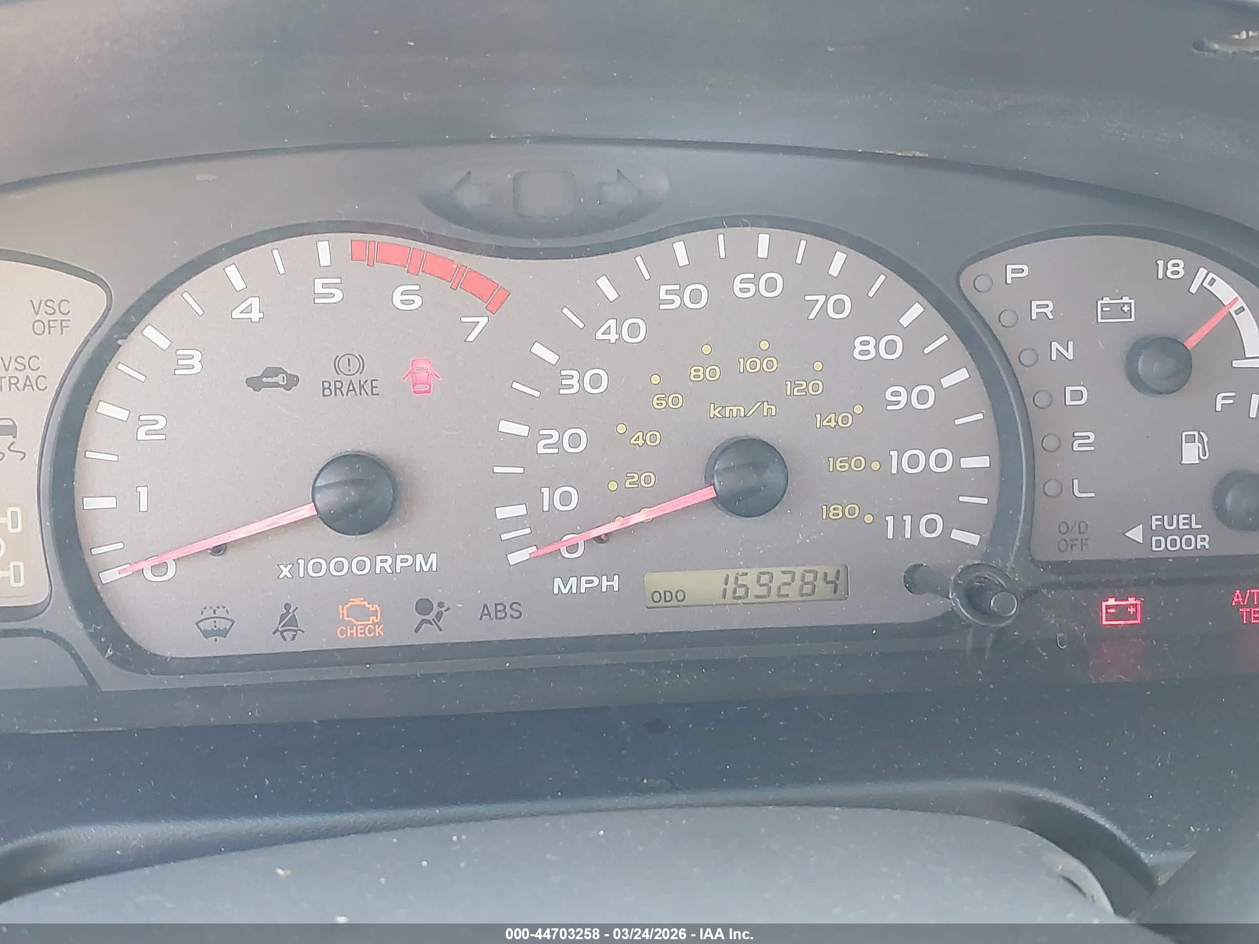 TOYOTA SEQUOIA image 7