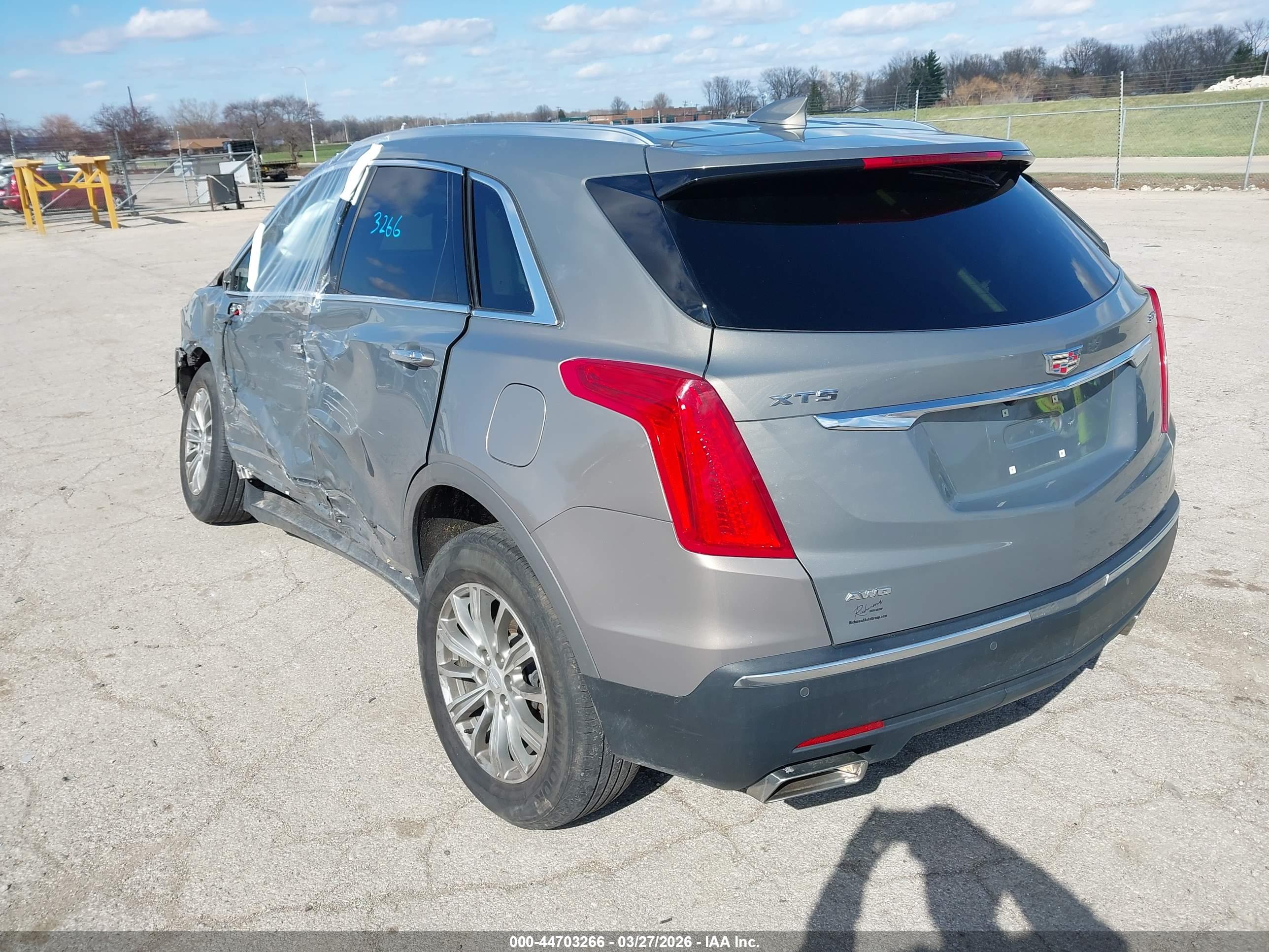 CADILLAC XT5 image 3