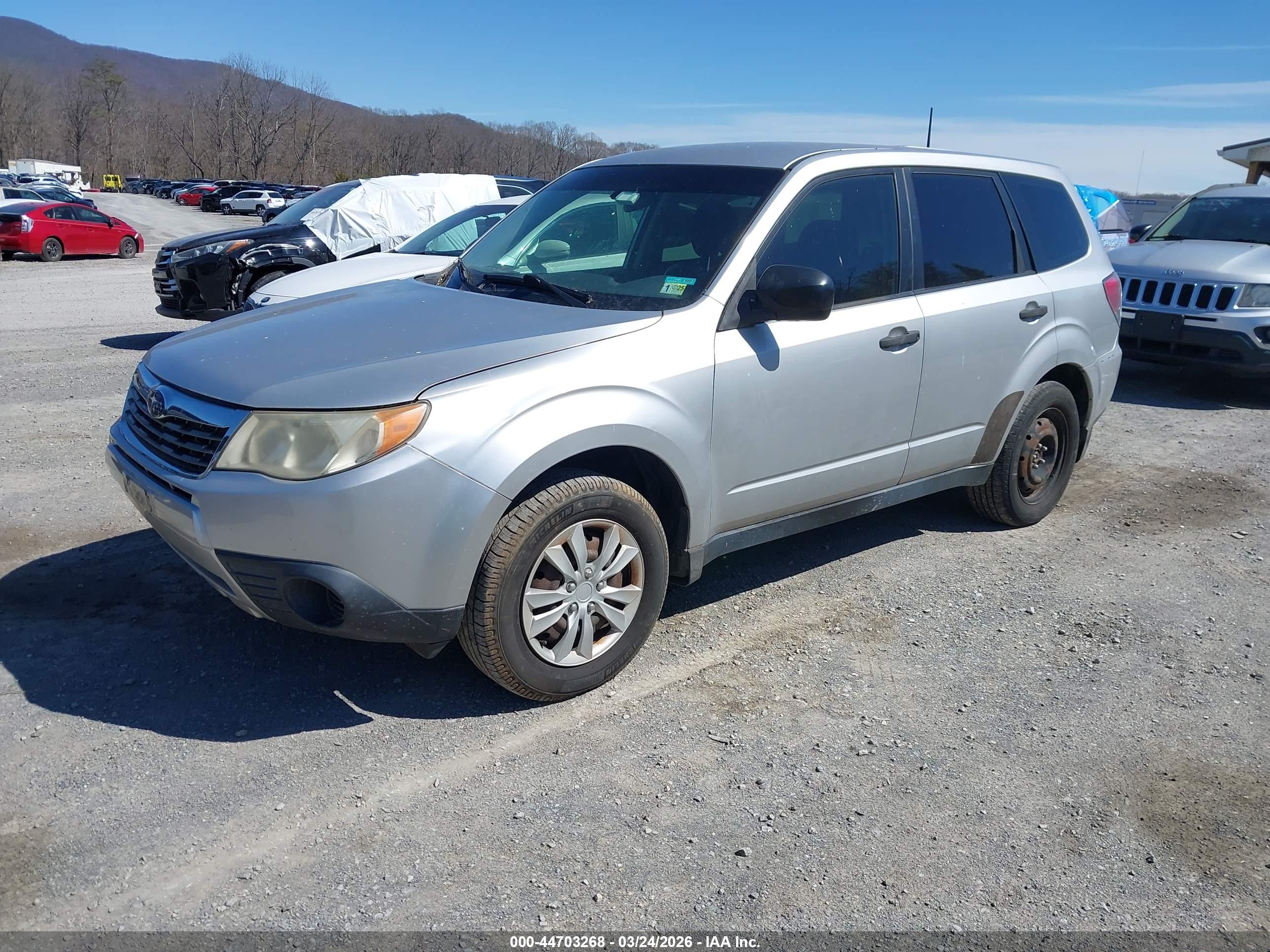 SUBARU FORESTER image 2