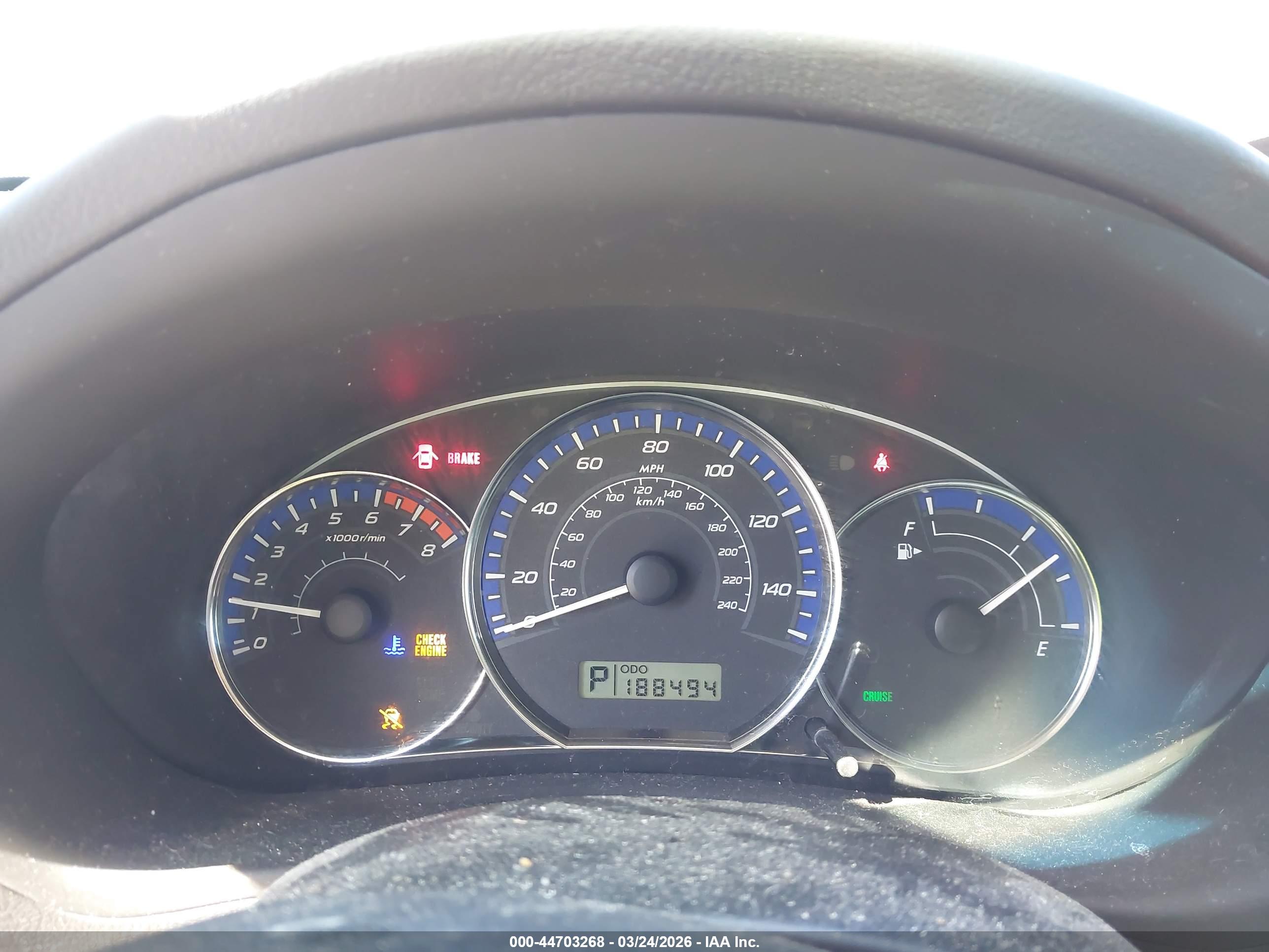 SUBARU FORESTER image 7