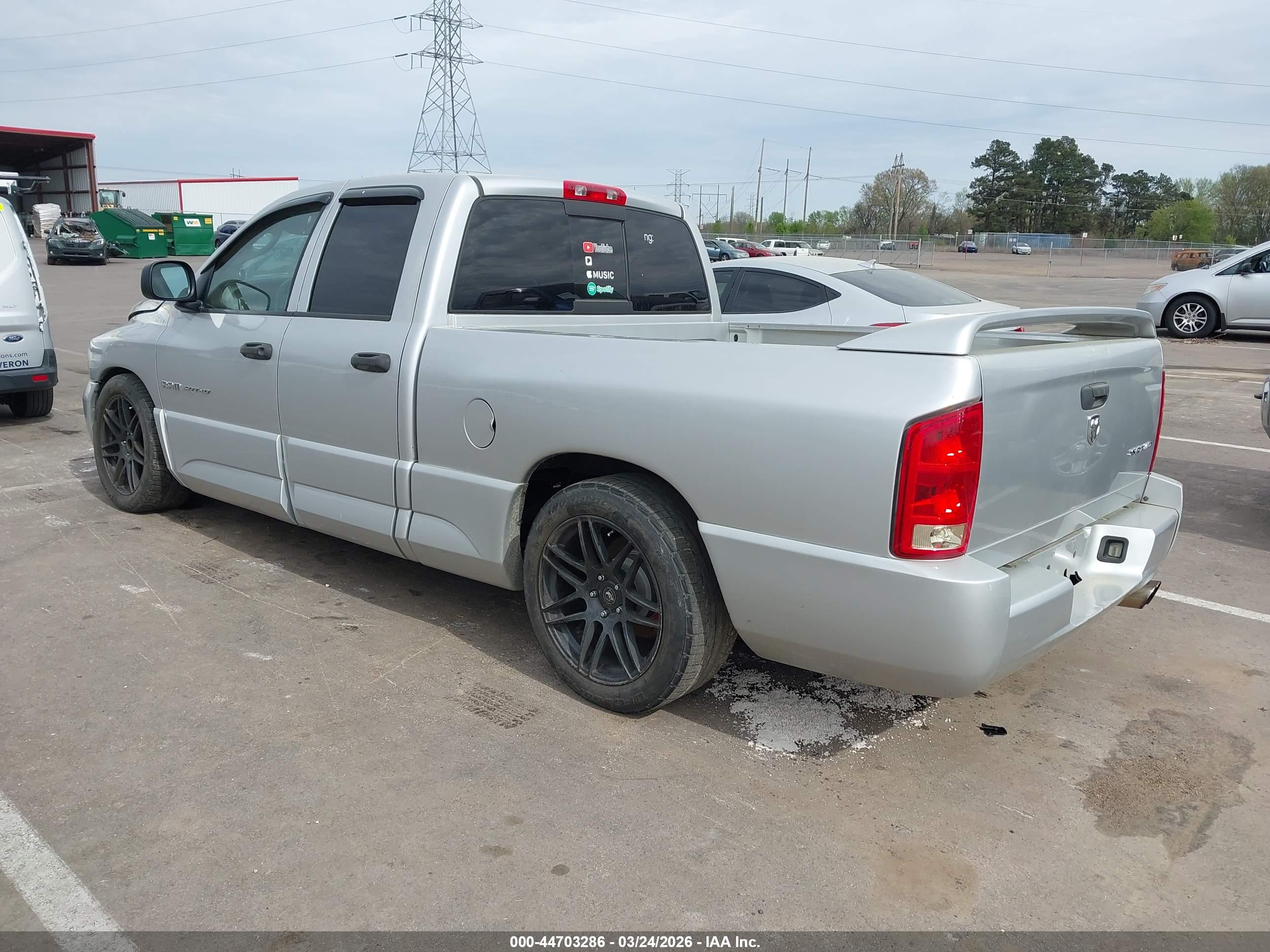DODGE RAM image 3