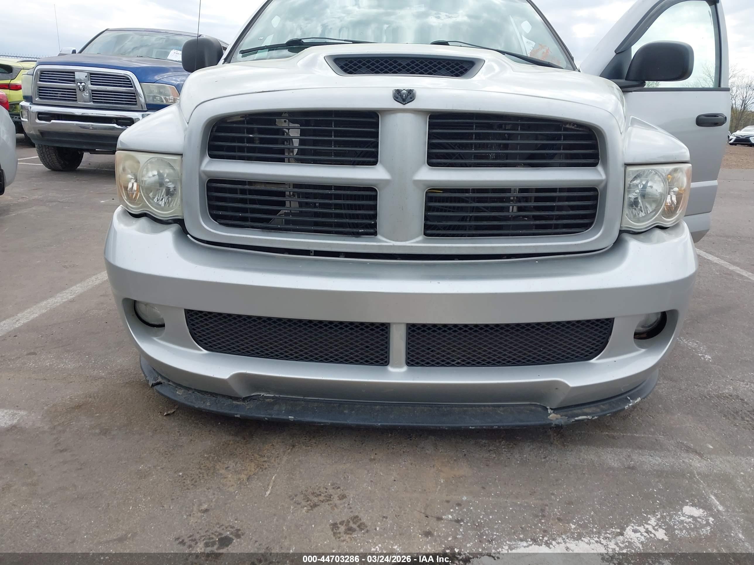 DODGE RAM image 6