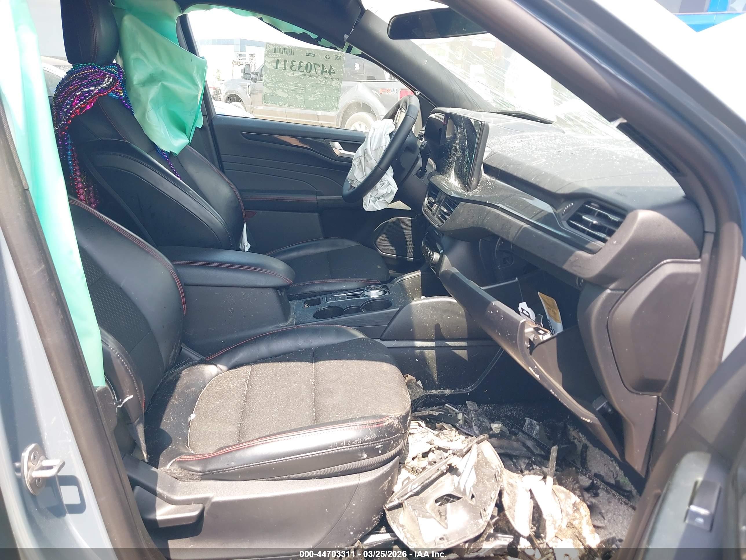 FORD ESCAPE image 5