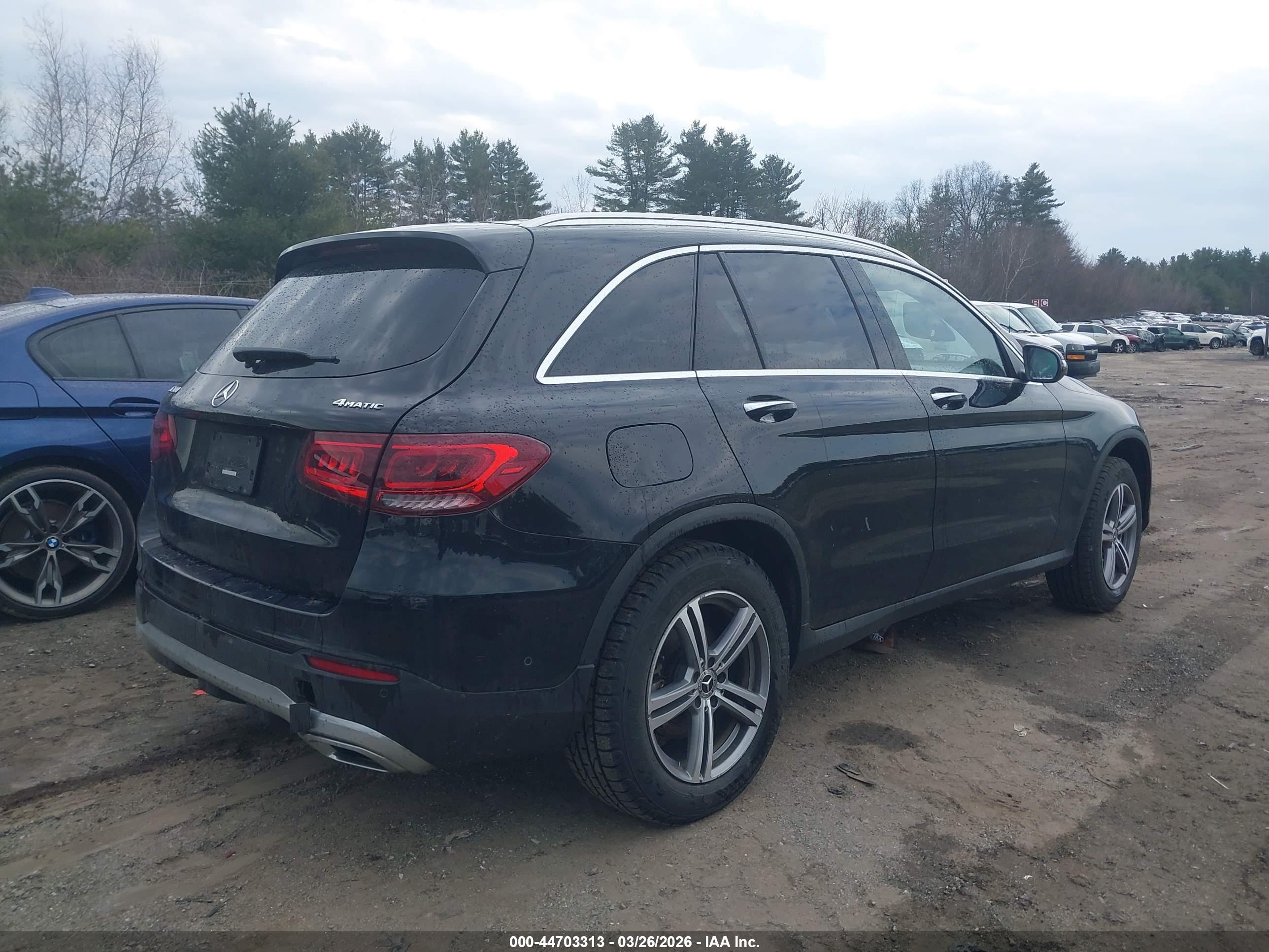 MERCEDES-BENZ GLC image 4