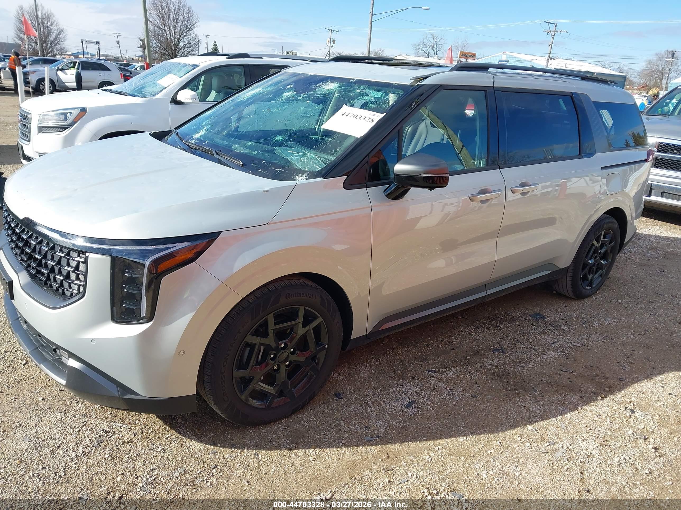 KIA CARNIVAL image 2