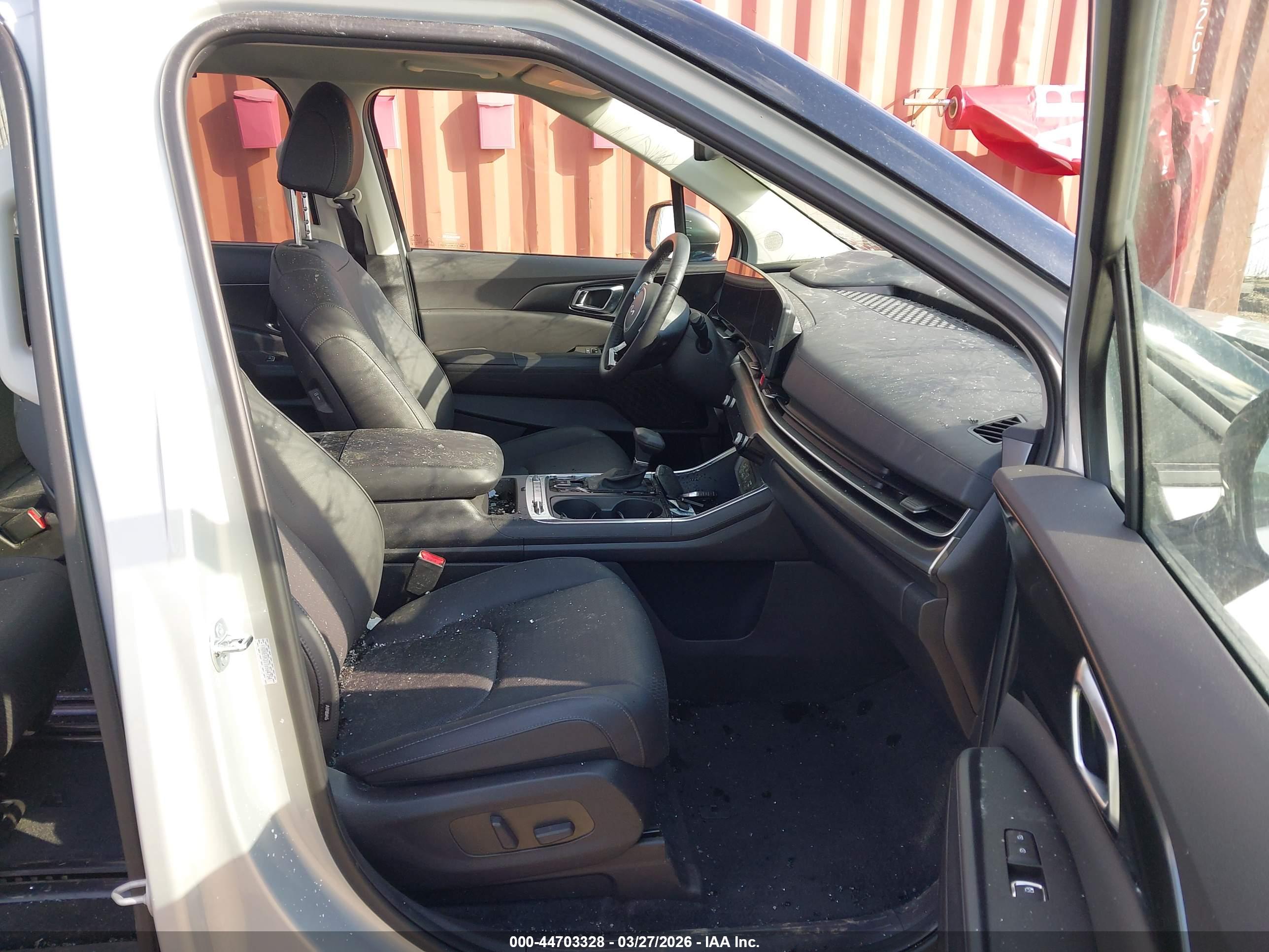 KIA CARNIVAL image 5