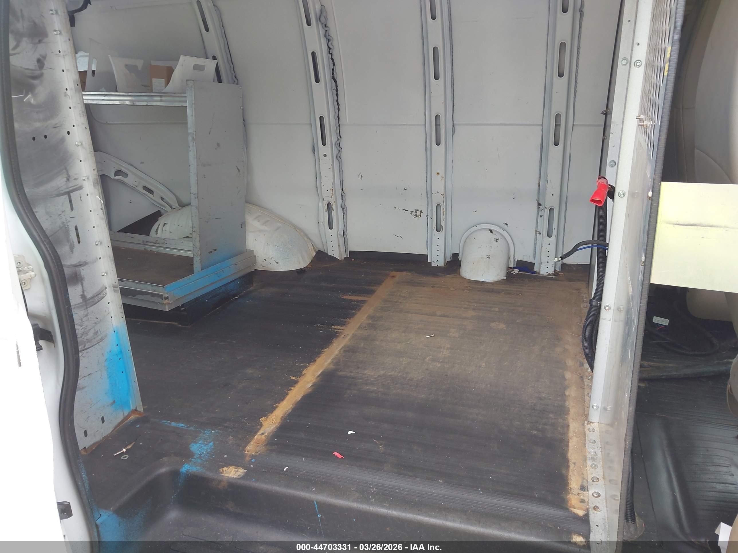 CHEVROLET EXPRESS image 8