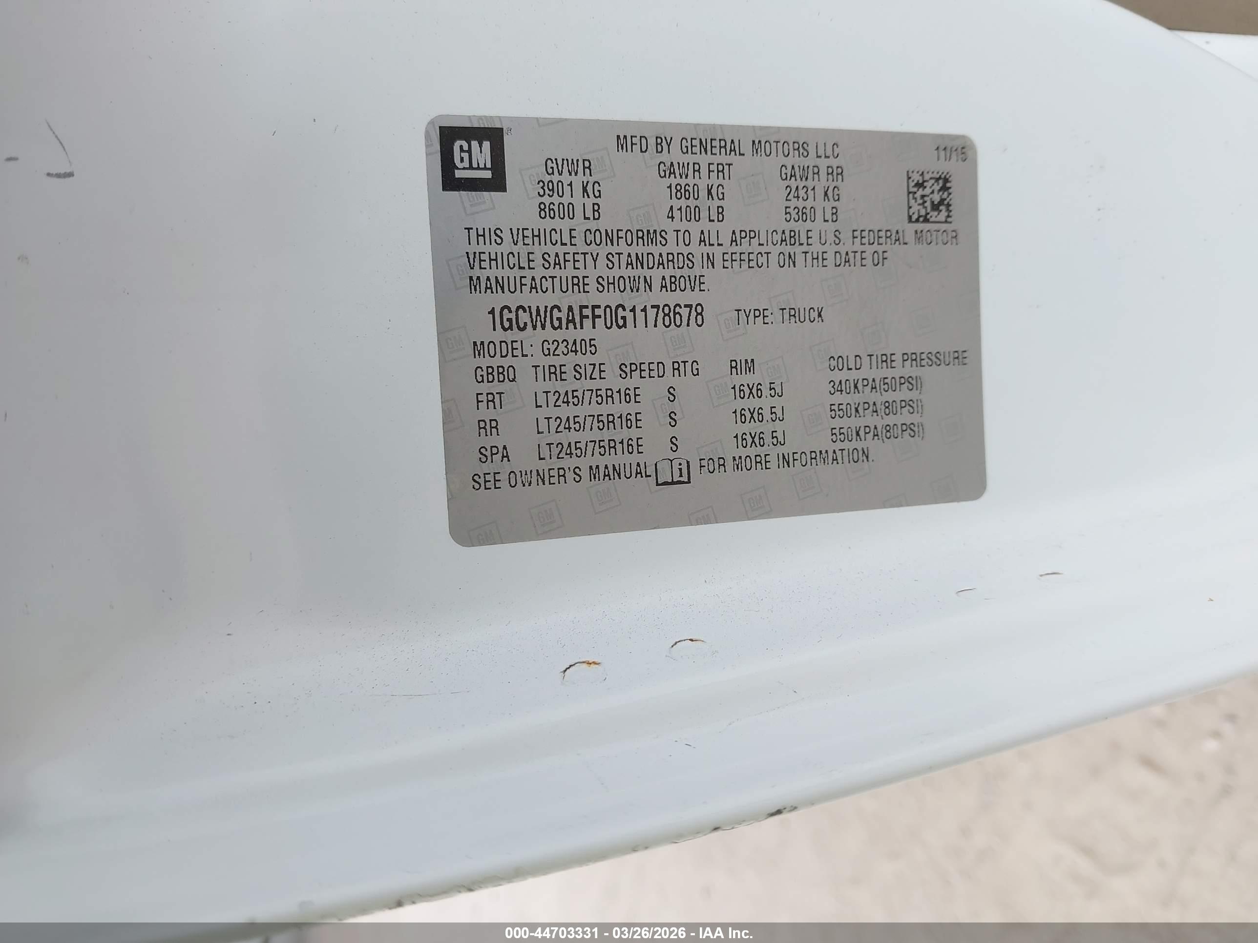 CHEVROLET EXPRESS image 9