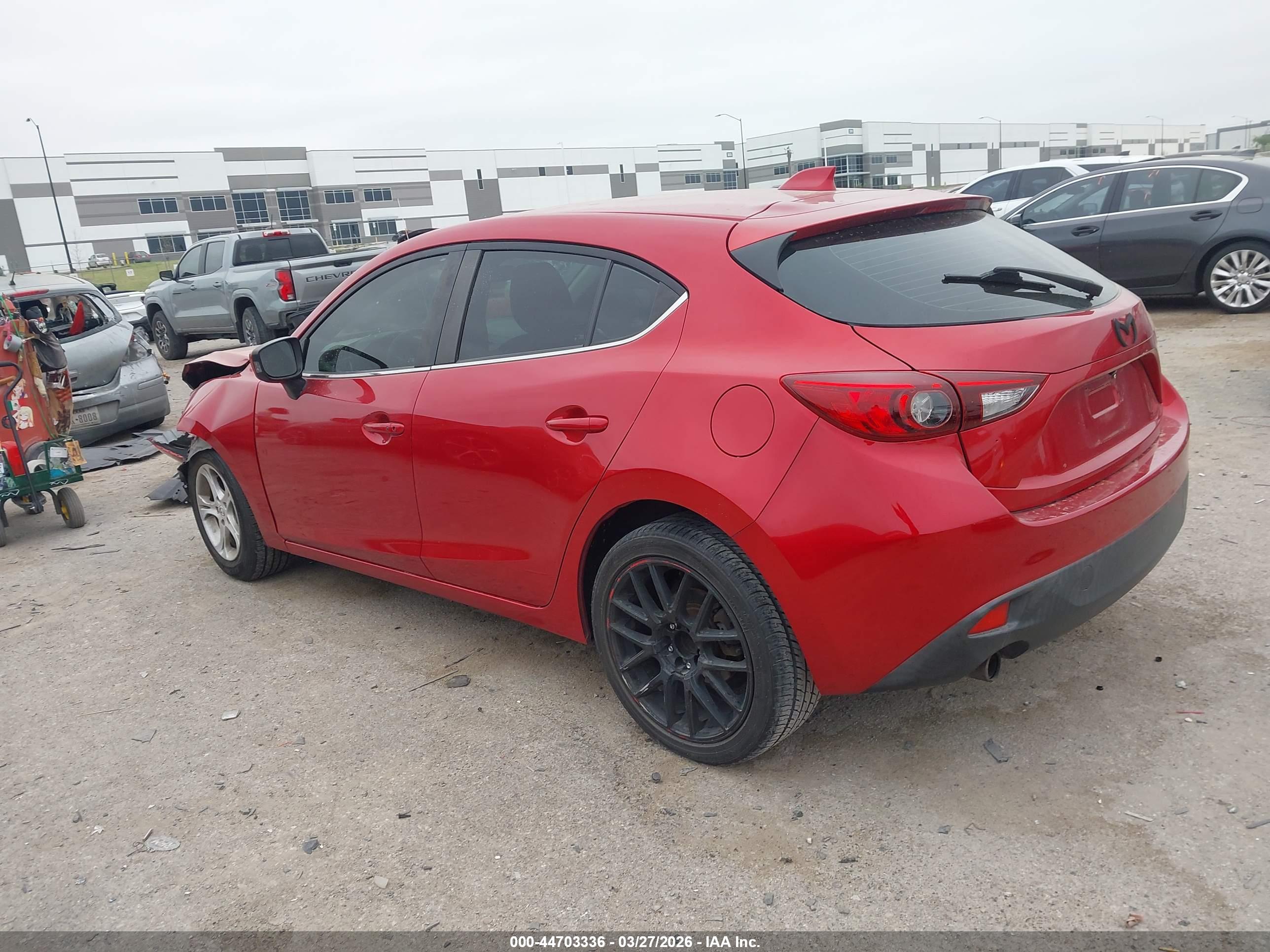 MAZDA MAZDA3 image 3