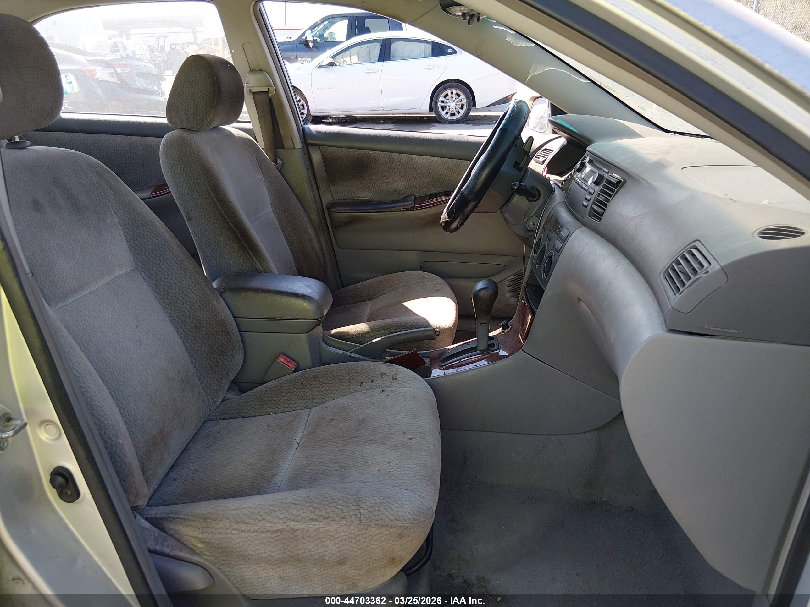 TOYOTA COROLLA image 5
