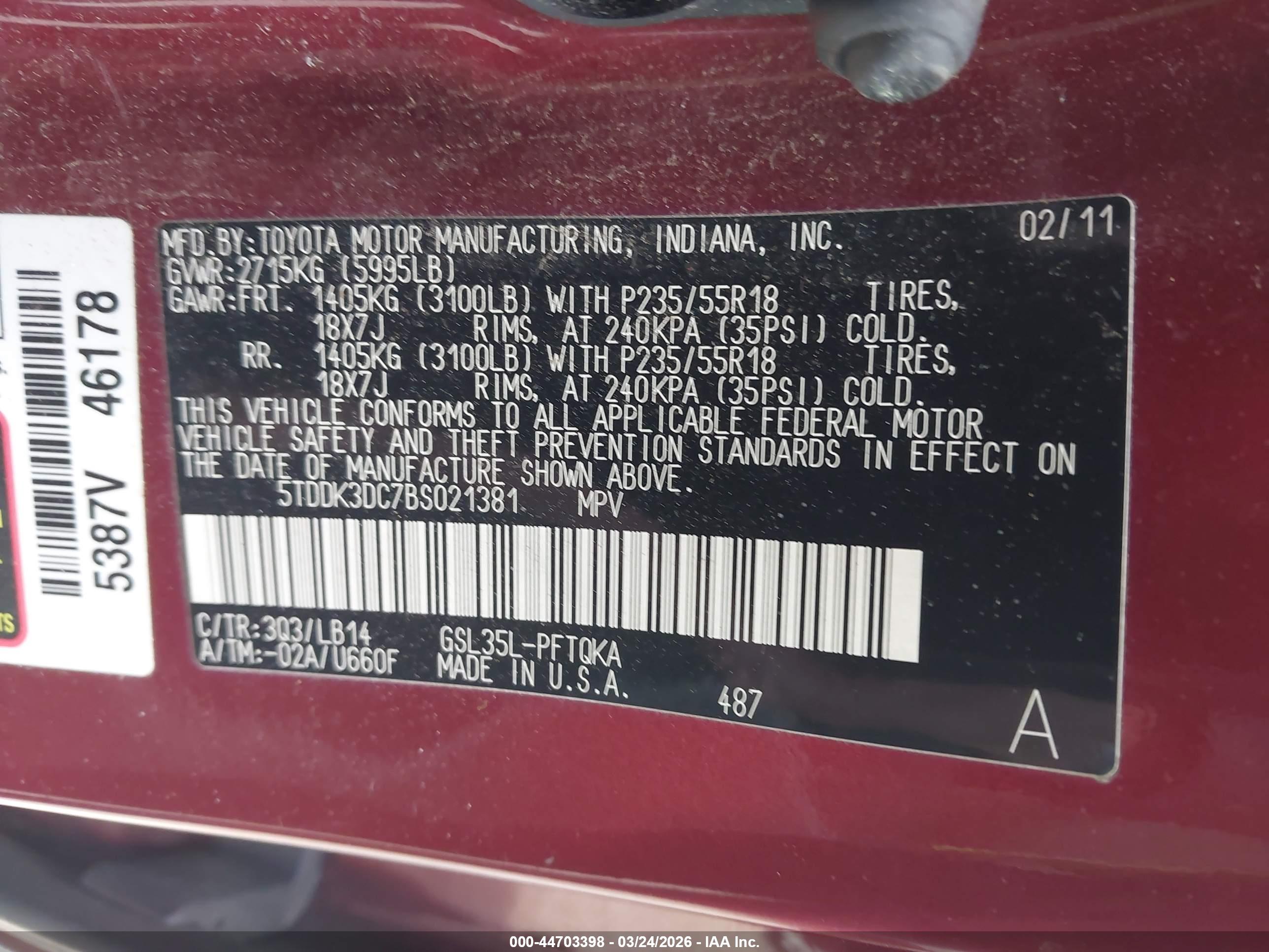 TOYOTA SIENNA image 9