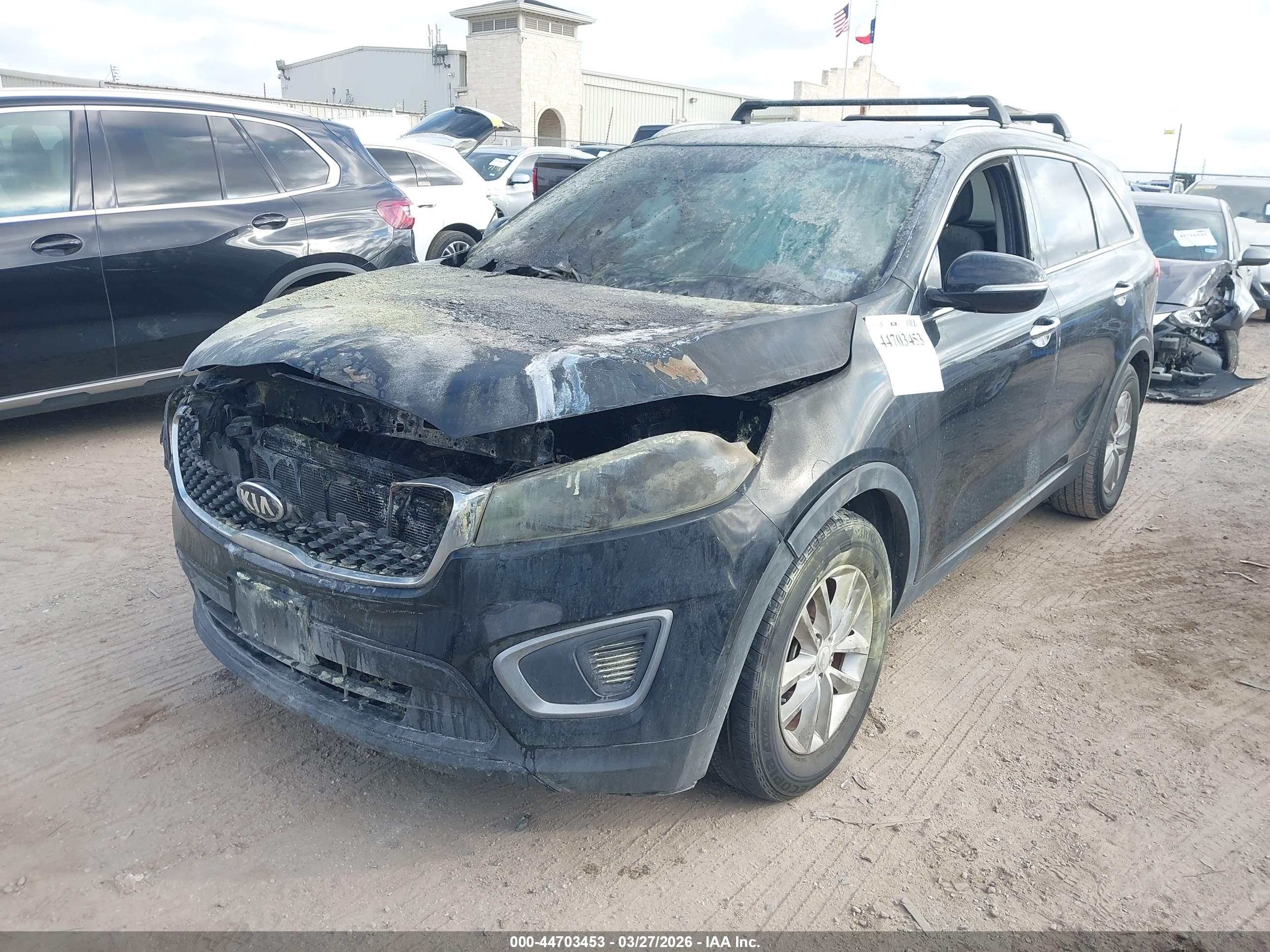 KIA SORENTO image 2