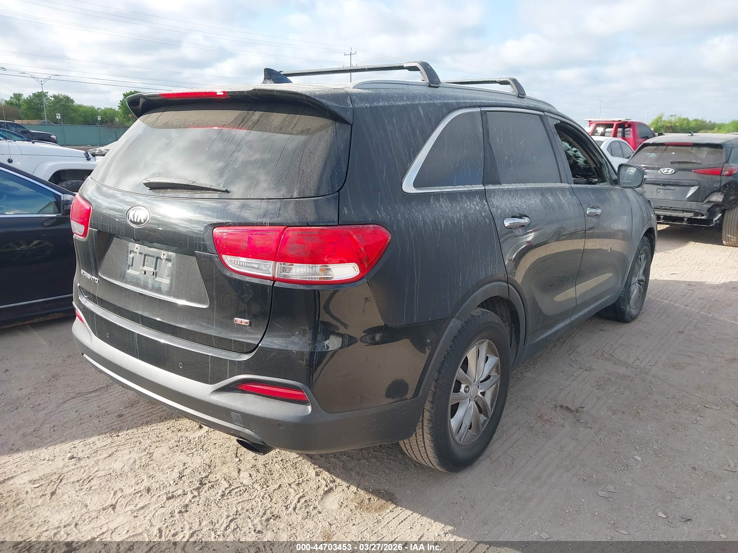 KIA SORENTO image 4