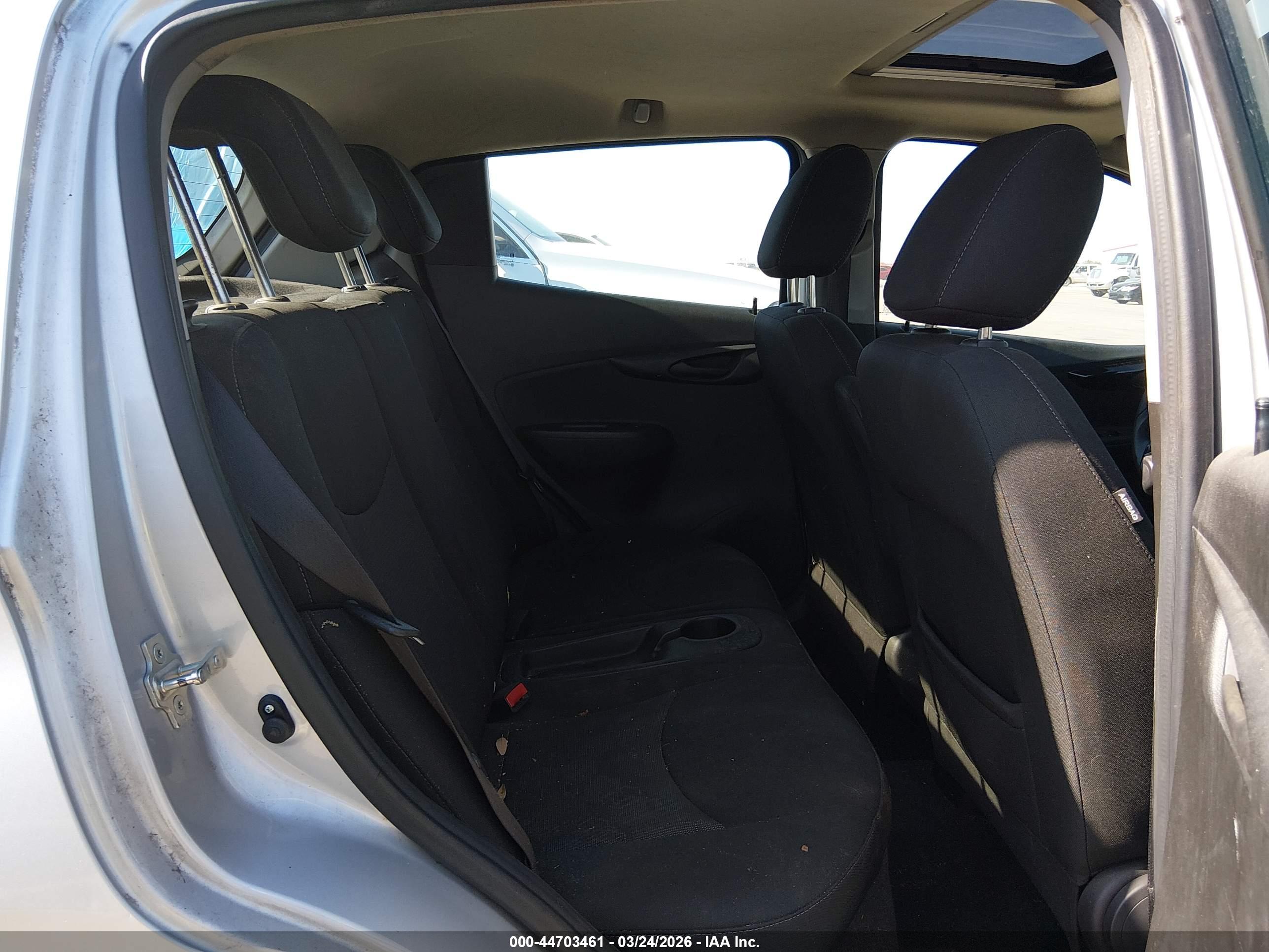 CHEVROLET SPARK image 8