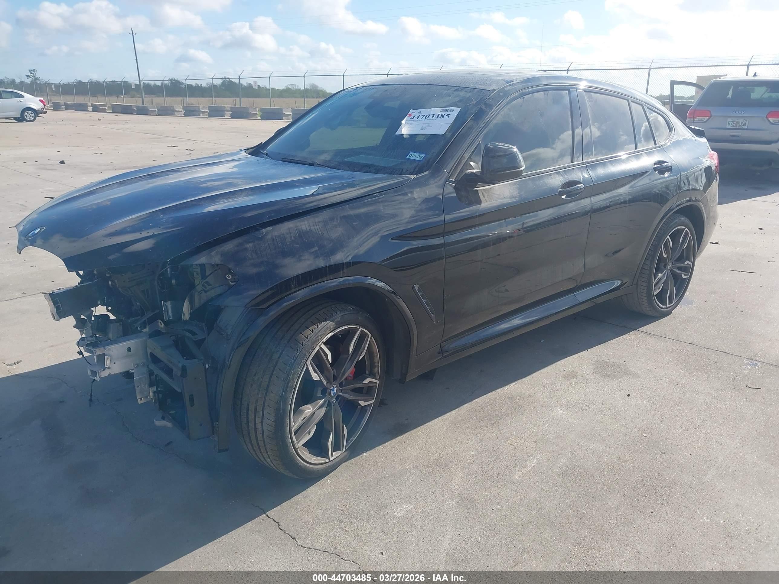BMW X4 image 2