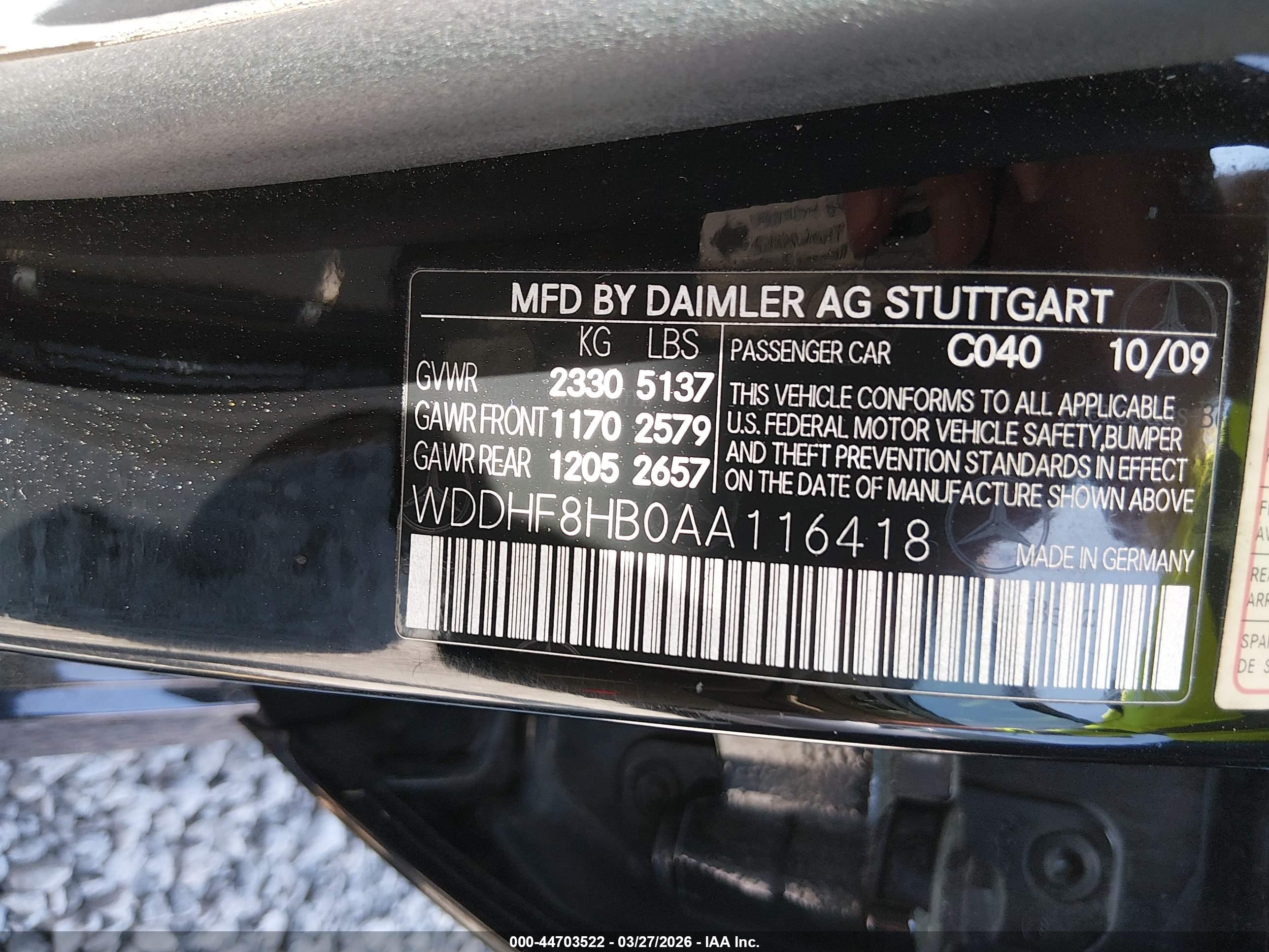MERCEDES-BENZ E image 9