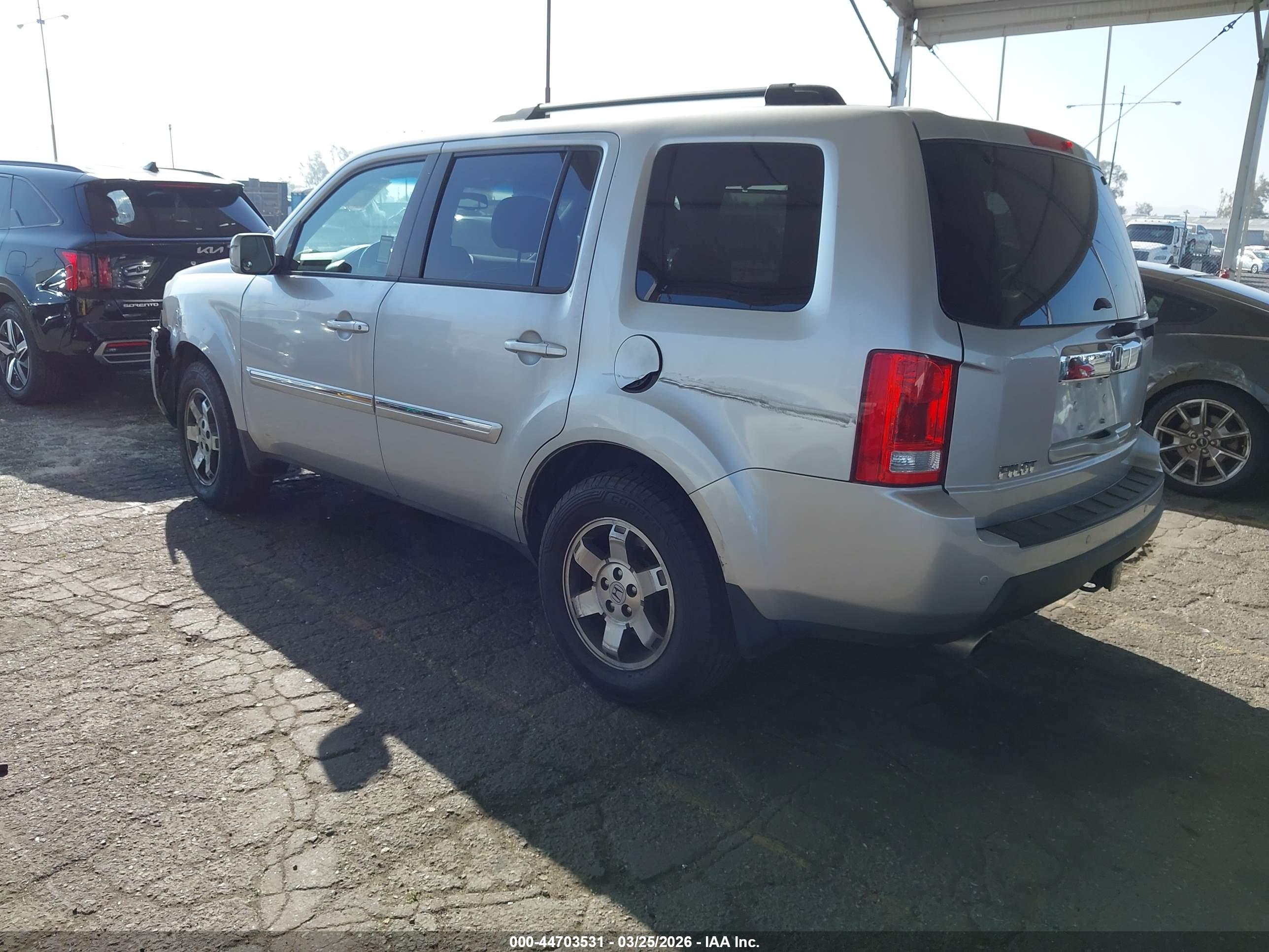 HONDA PILOT image 3