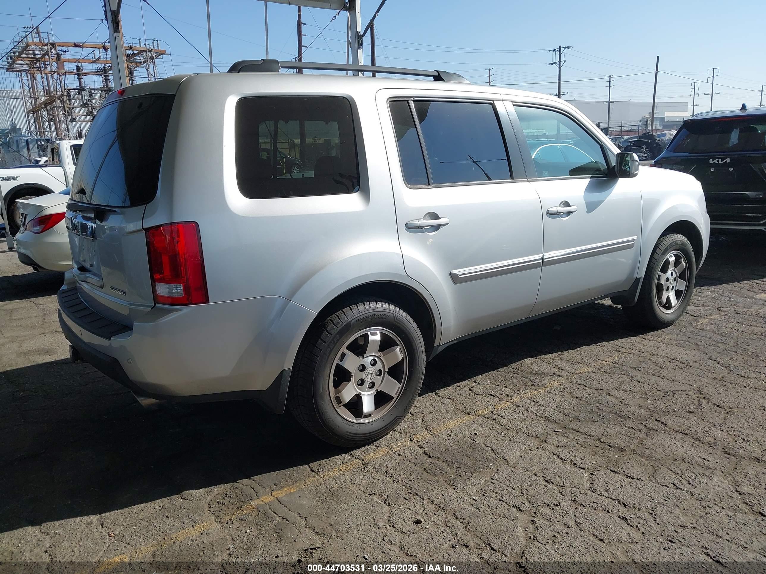 HONDA PILOT image 4