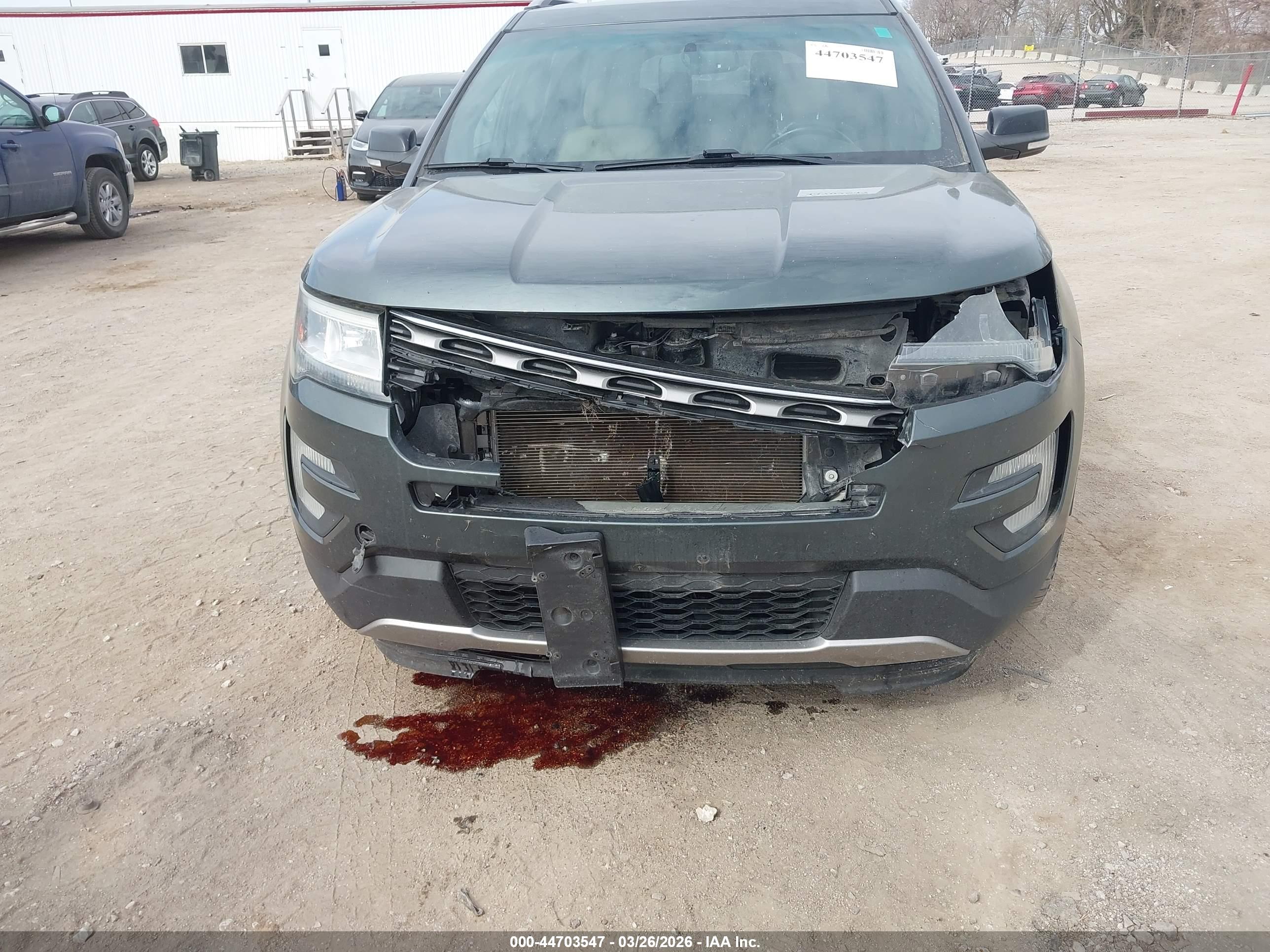 FORD EXPLORER image 6