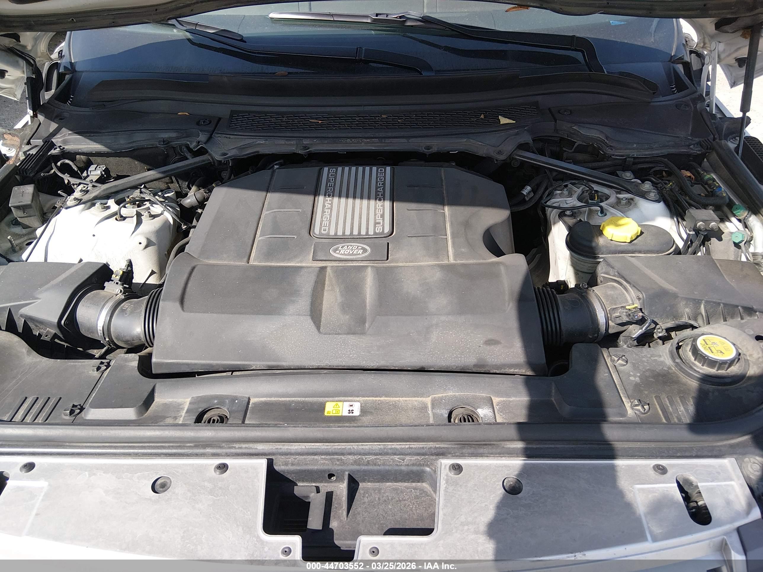 LAND ROVER image 10