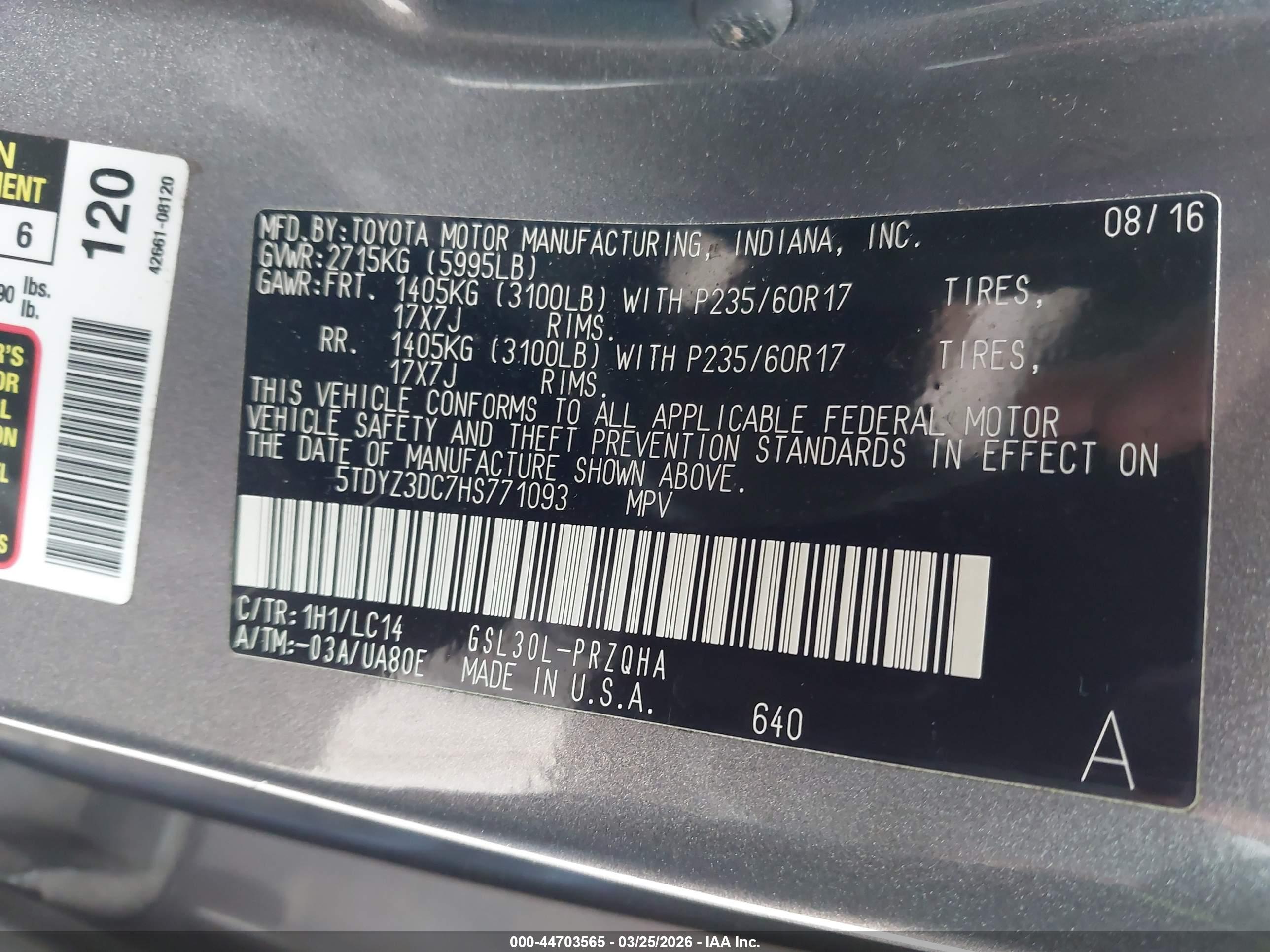 TOYOTA SIENNA image 9