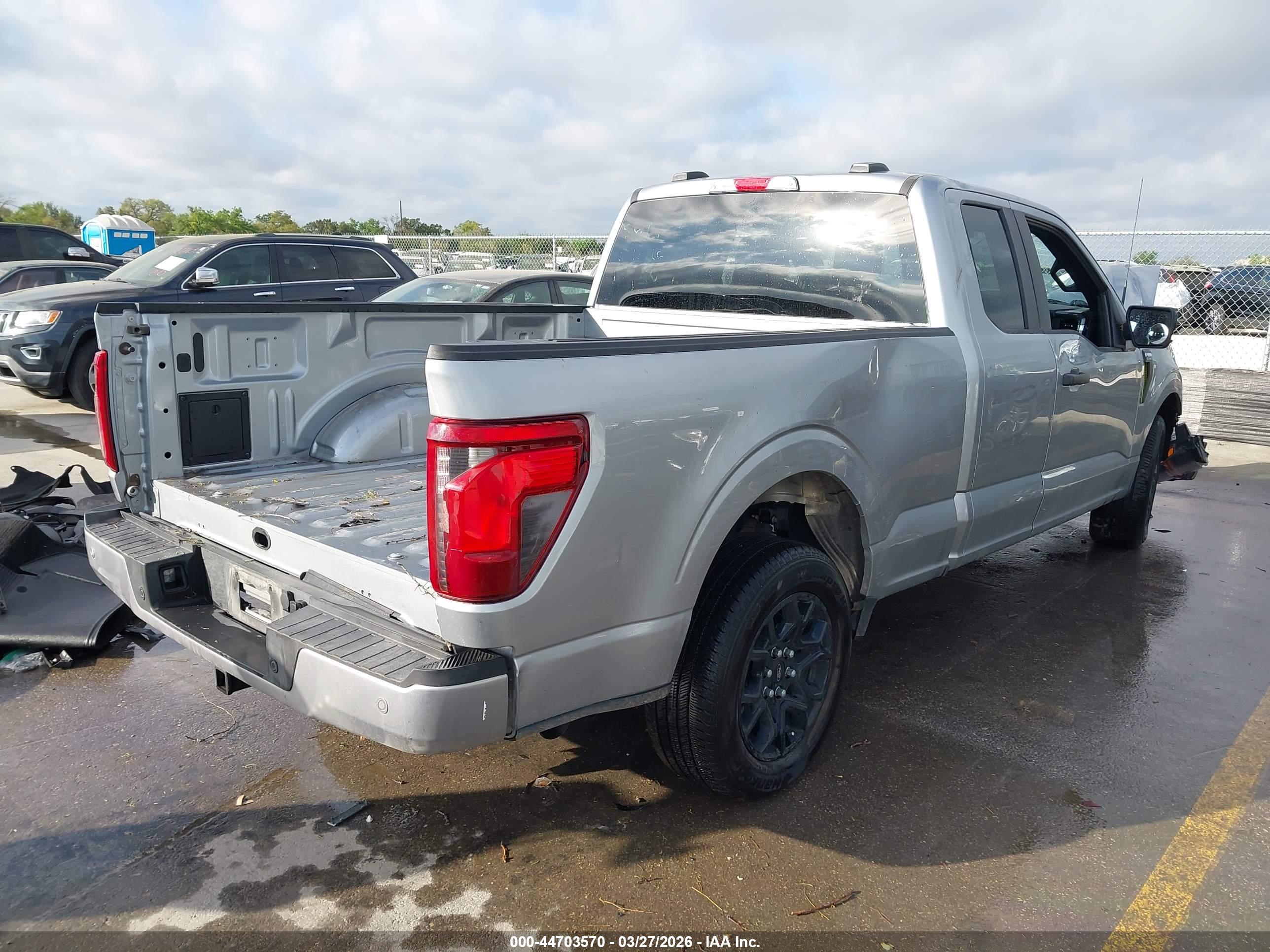 FORD F-150 image 4