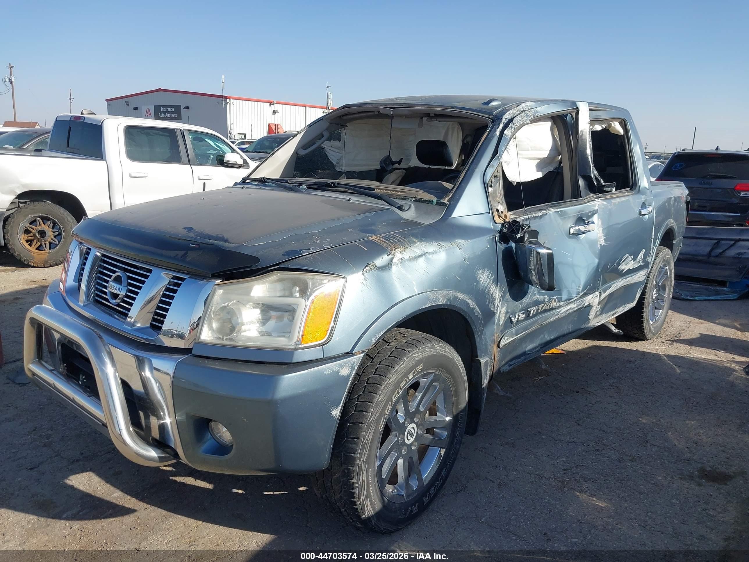 NISSAN TITAN image 6