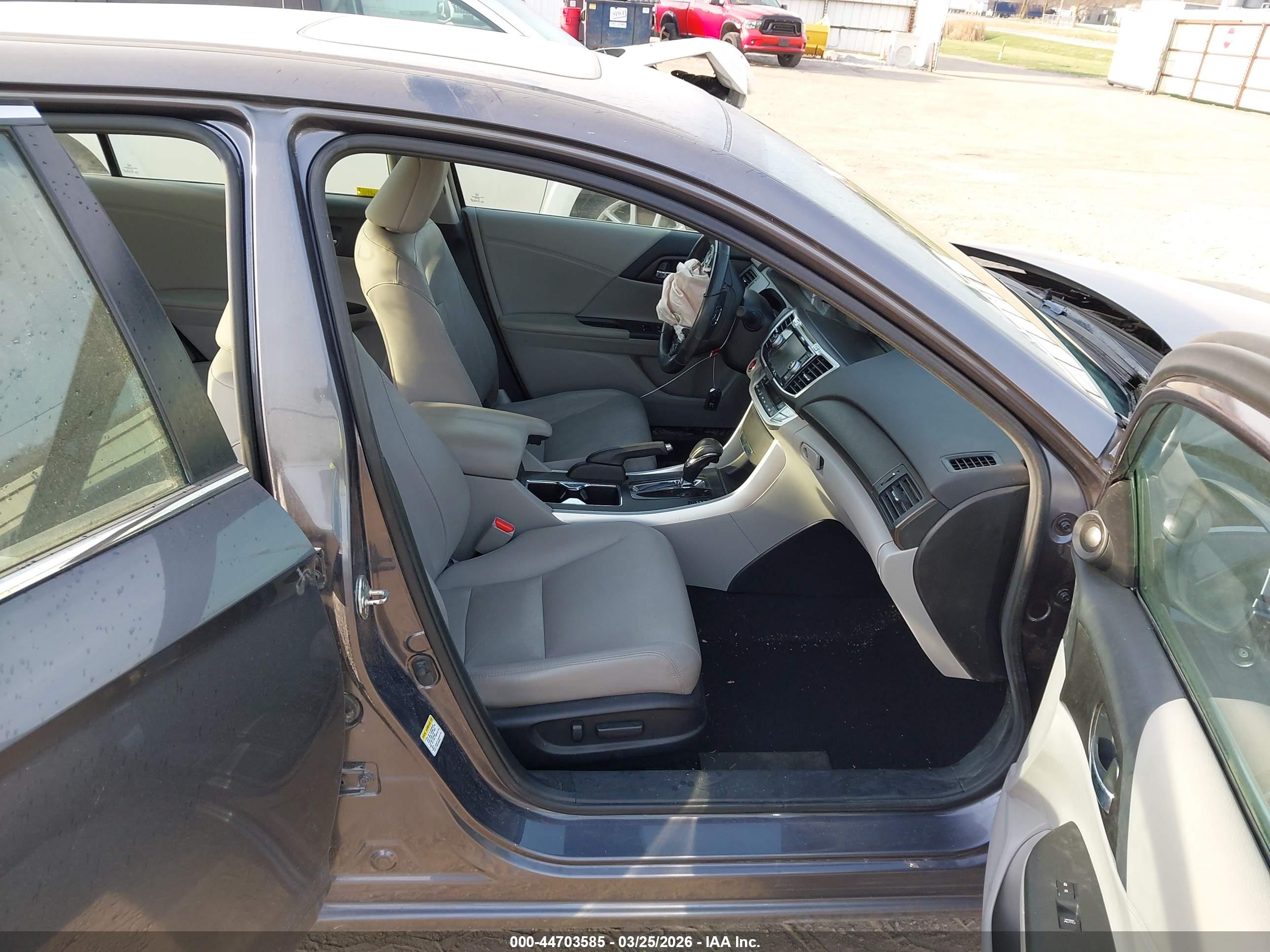 HONDA ACCORD image 5