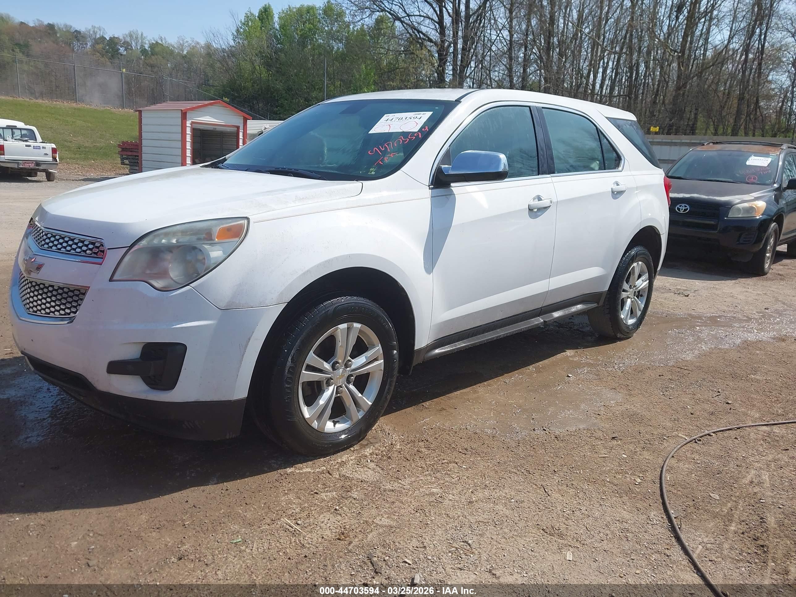 CHEVROLET EQUINOX image 2